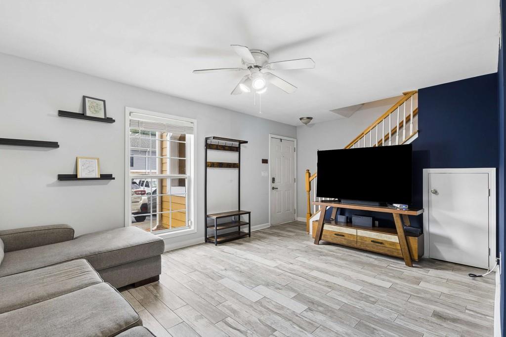 600 Summer Place