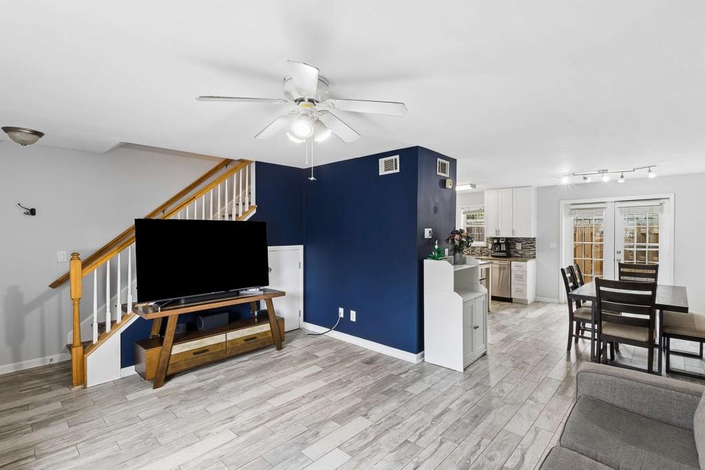 600 Summer Place