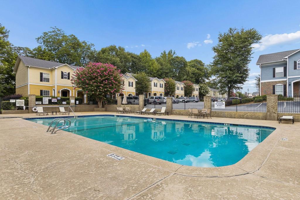 600 Summer Place