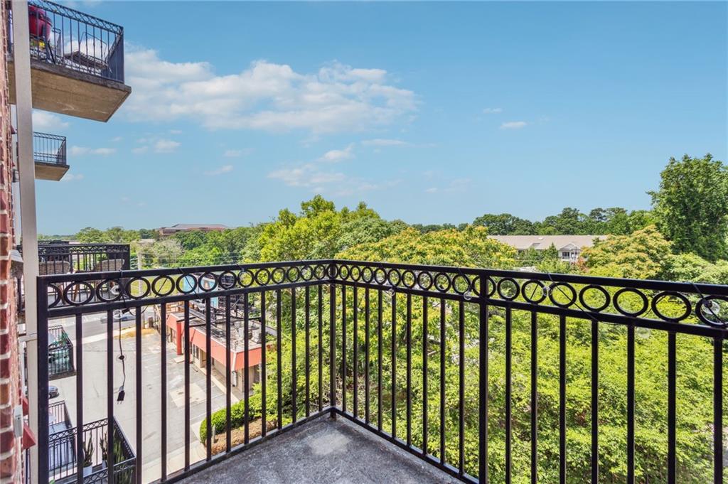 3235 Roswell Road NE Unit 821