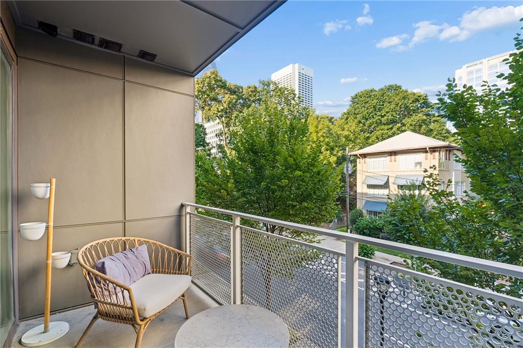 775 Juniper Street NE Unit 319