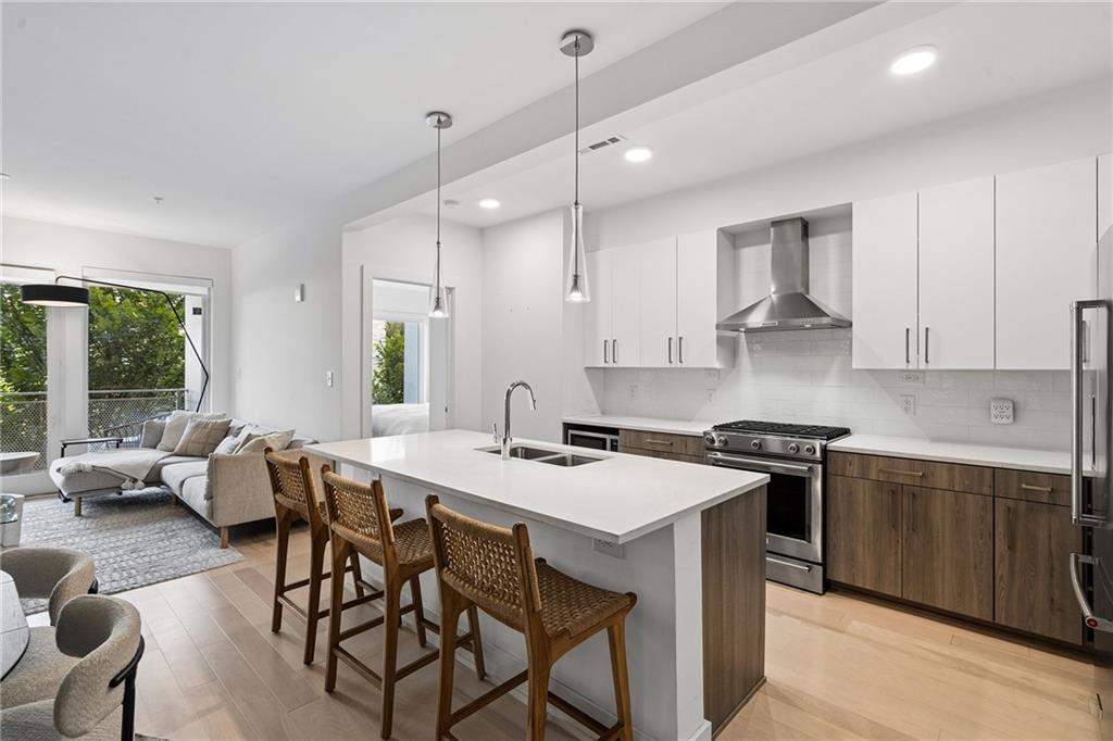 775 Juniper Street NE Unit 319
