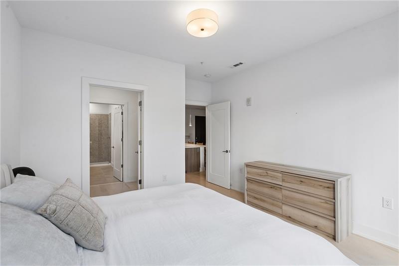 775 Juniper Street NE Unit 319