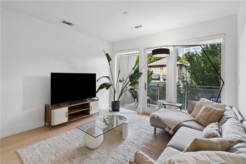 775 Juniper Street NE Unit 319