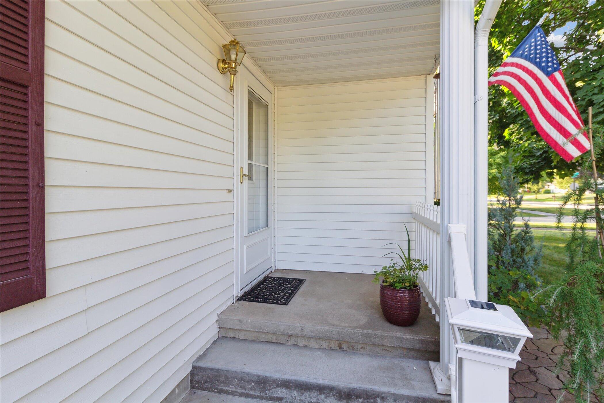 717 Cherry Avenue