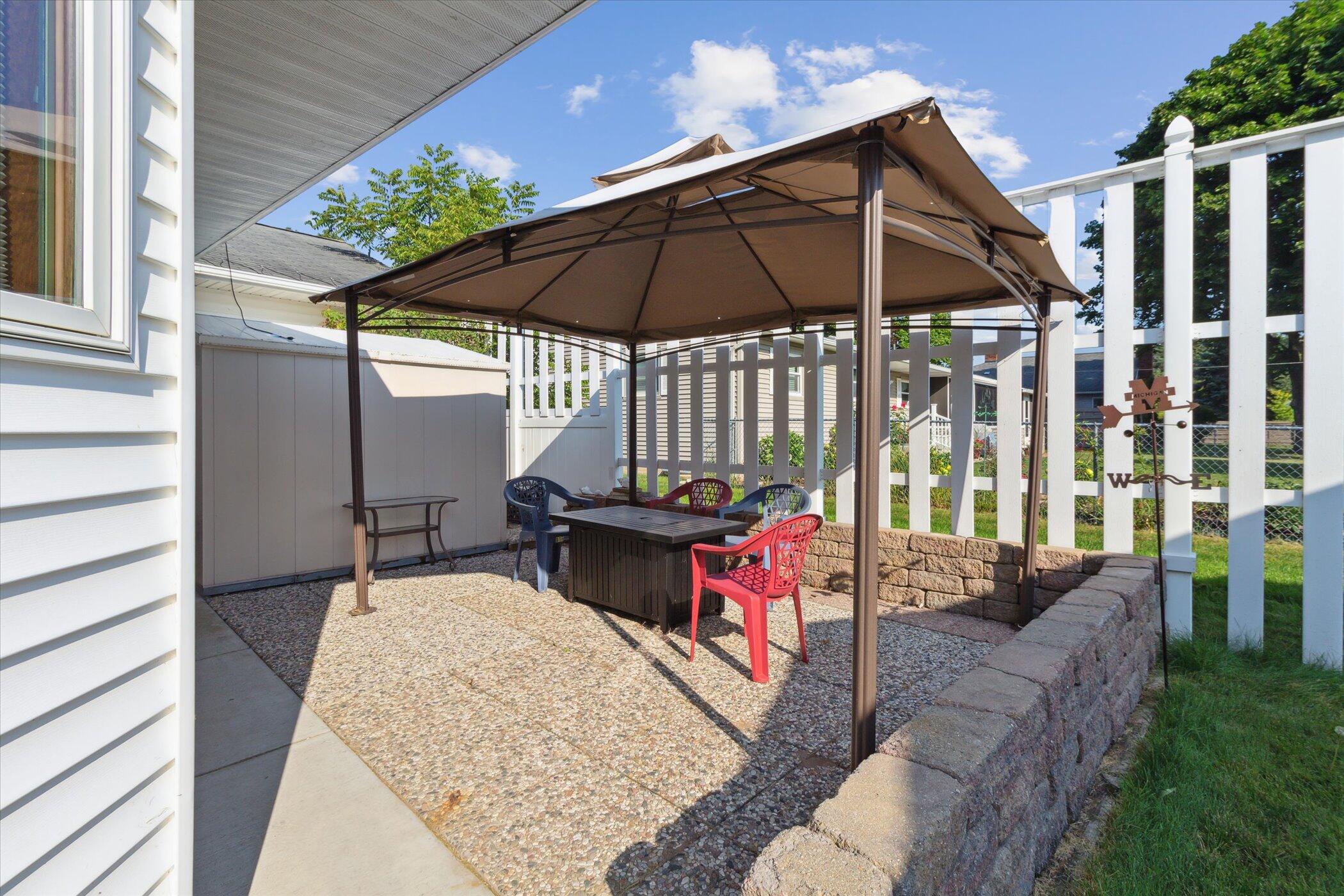 717 Cherry Avenue