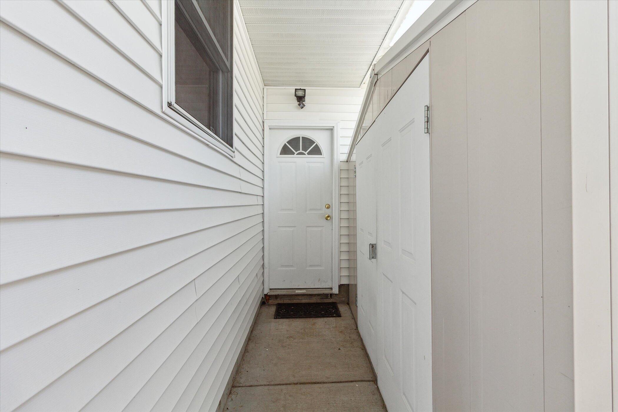 717 Cherry Avenue