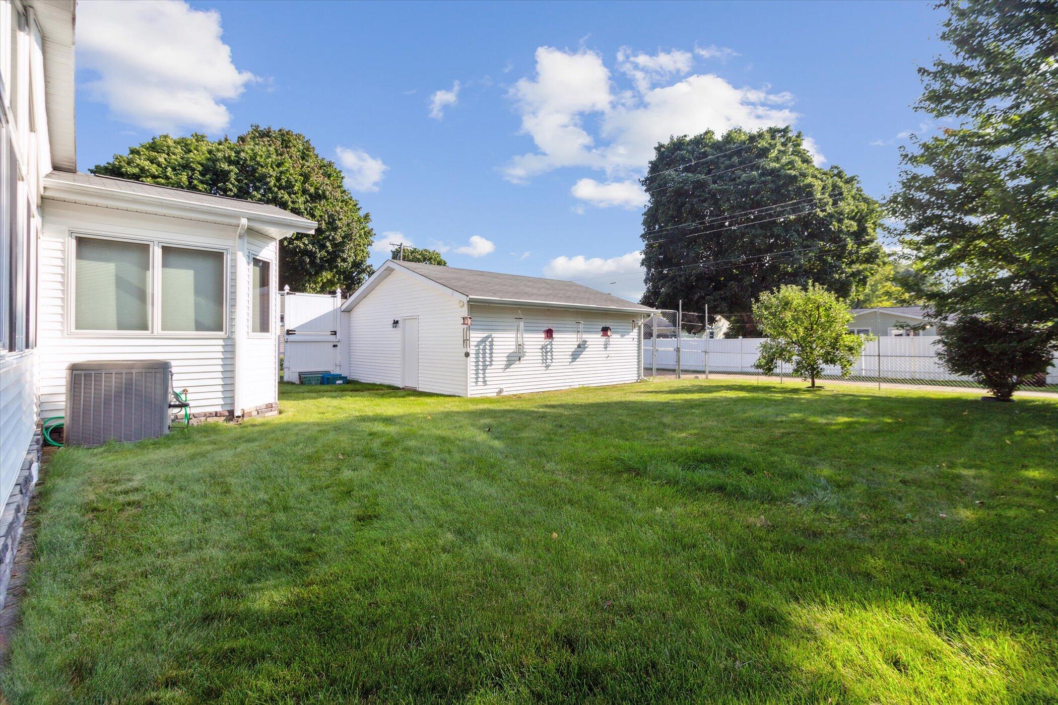 717 Cherry Avenue