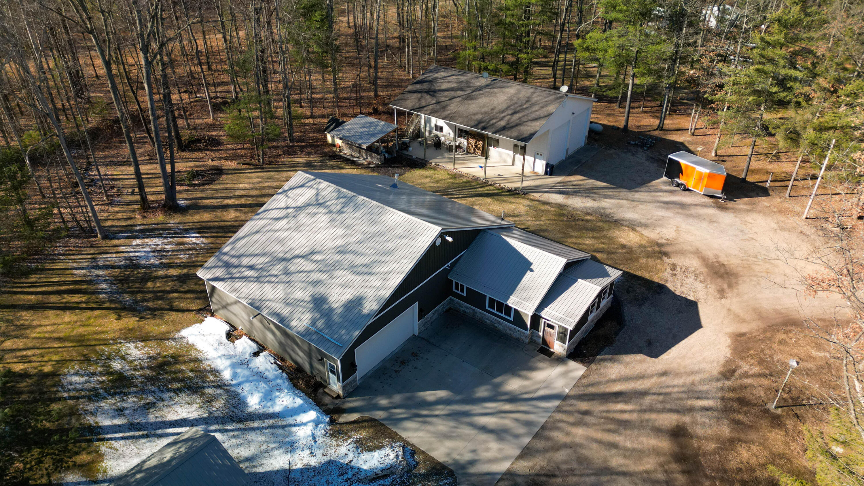 3865 Pfeiffer Court