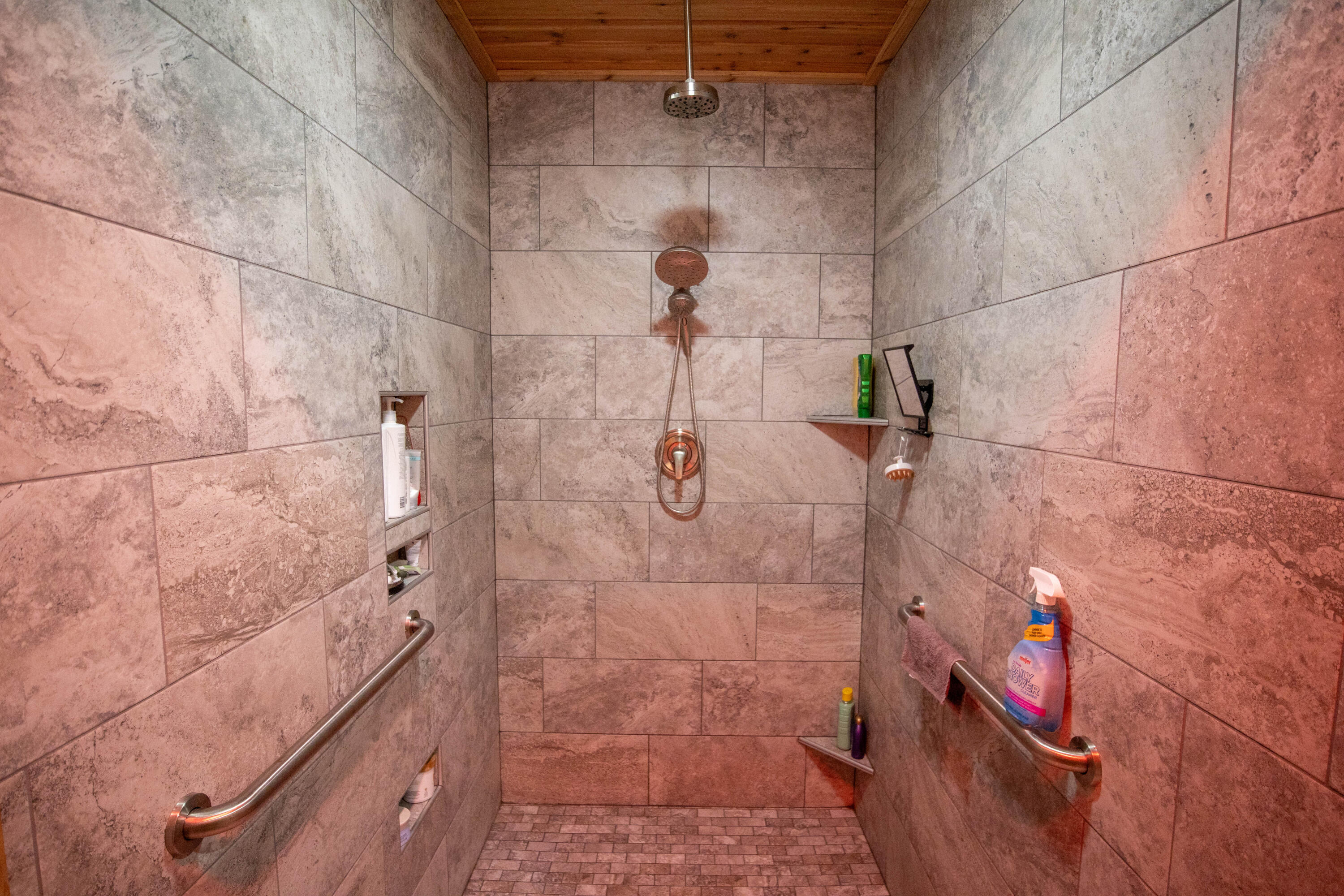 3865 Pfeiffer Court
