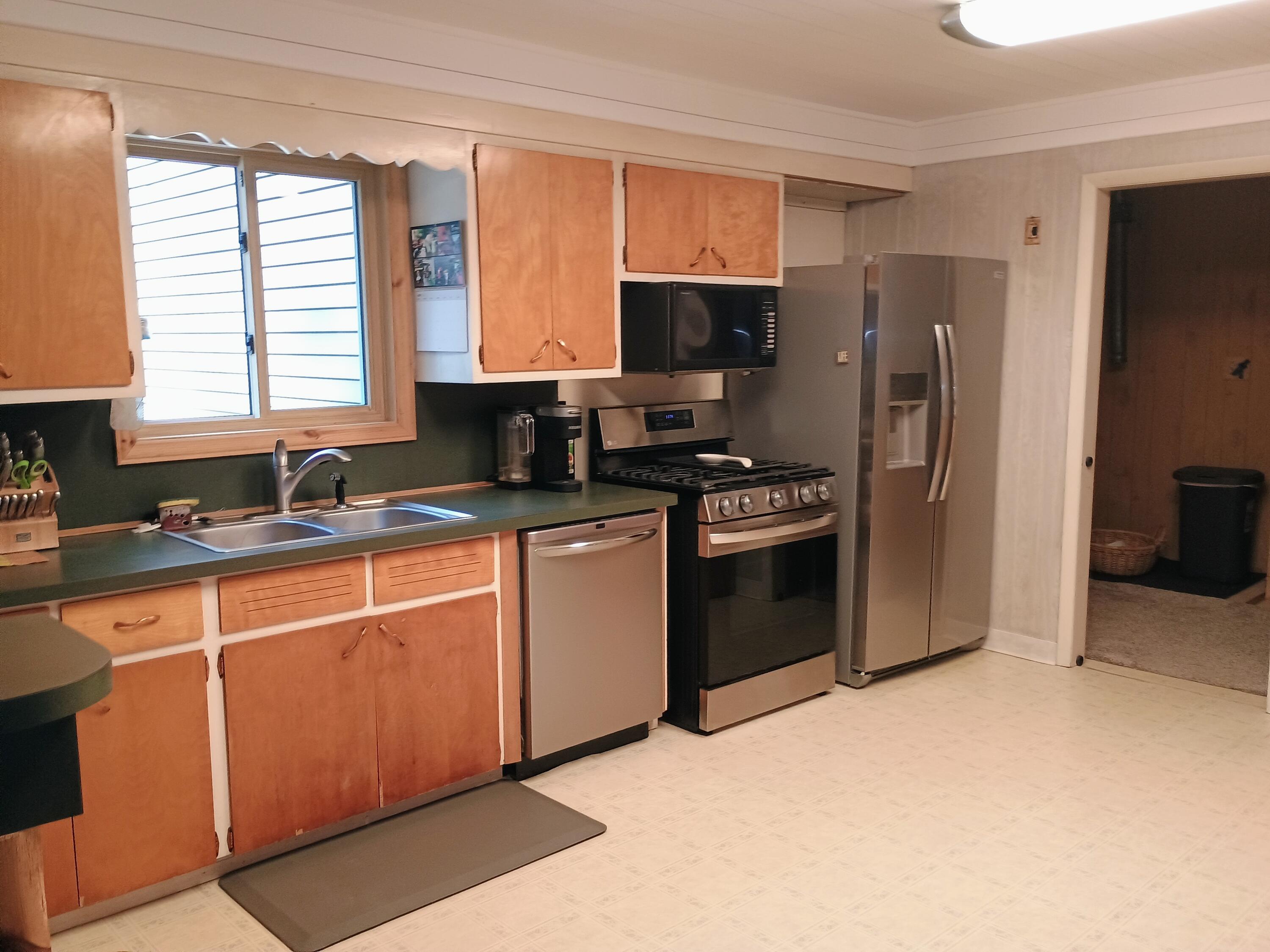 3865 Pfeiffer Court