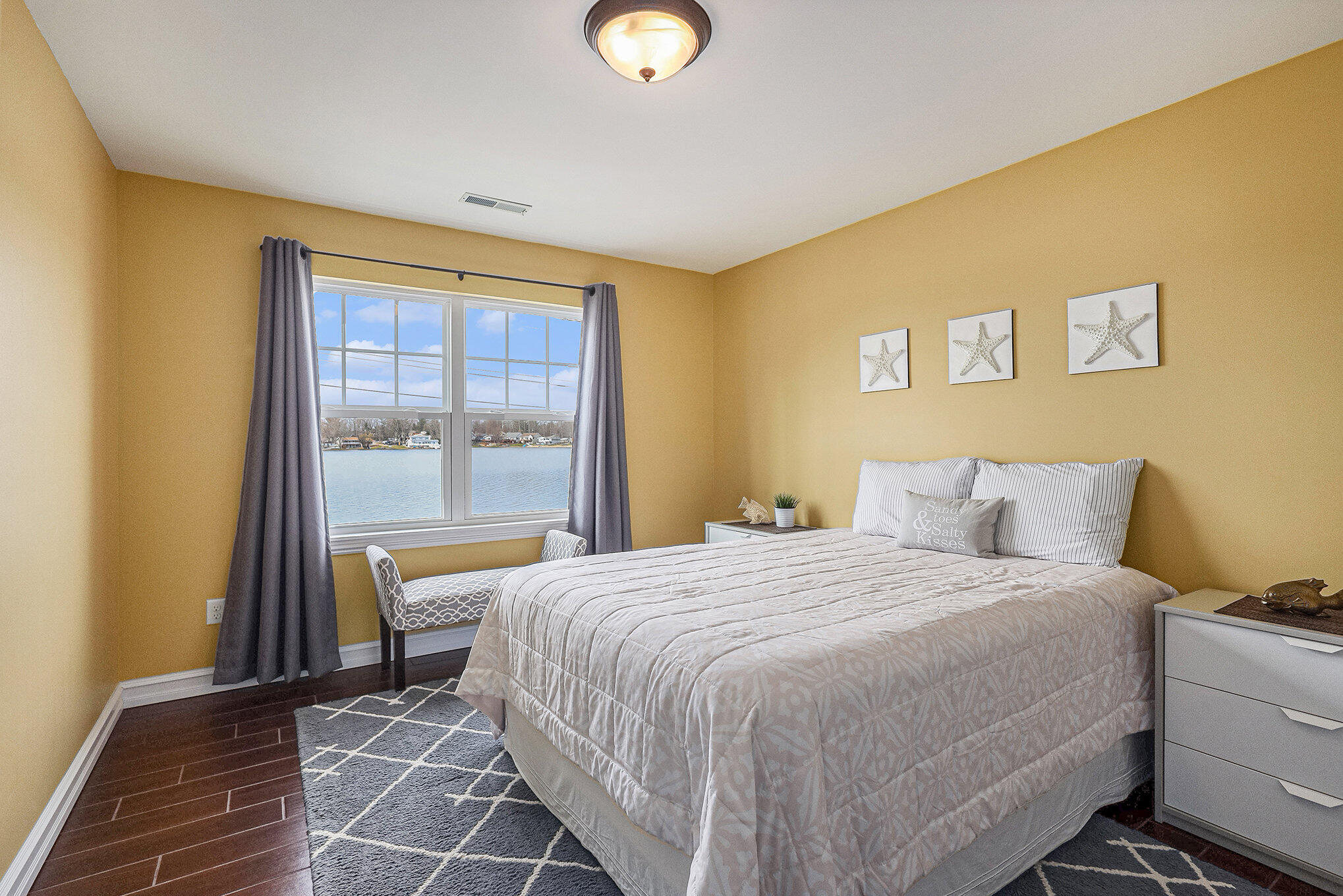 7896 Bay Meadow