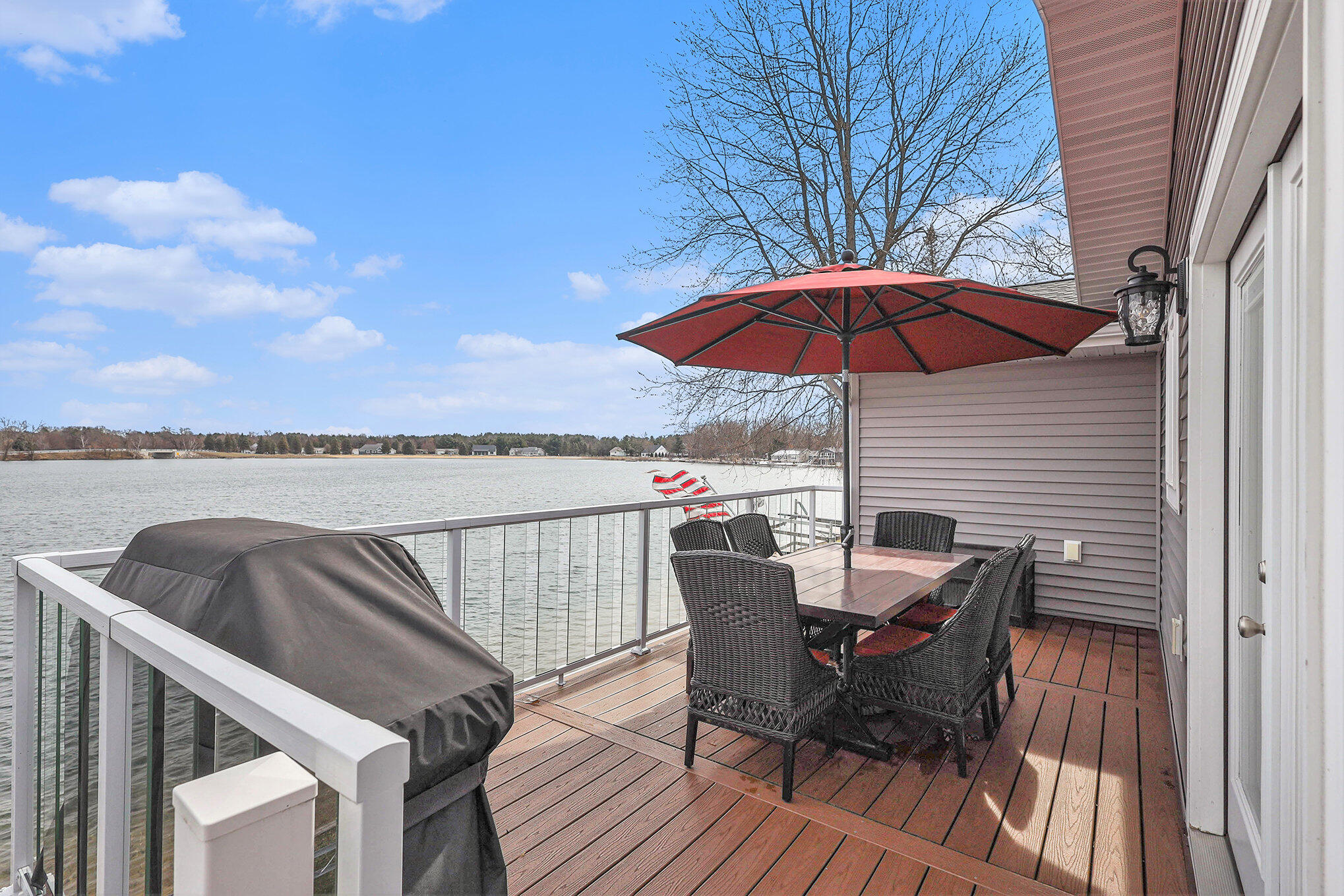 7896 Bay Meadow