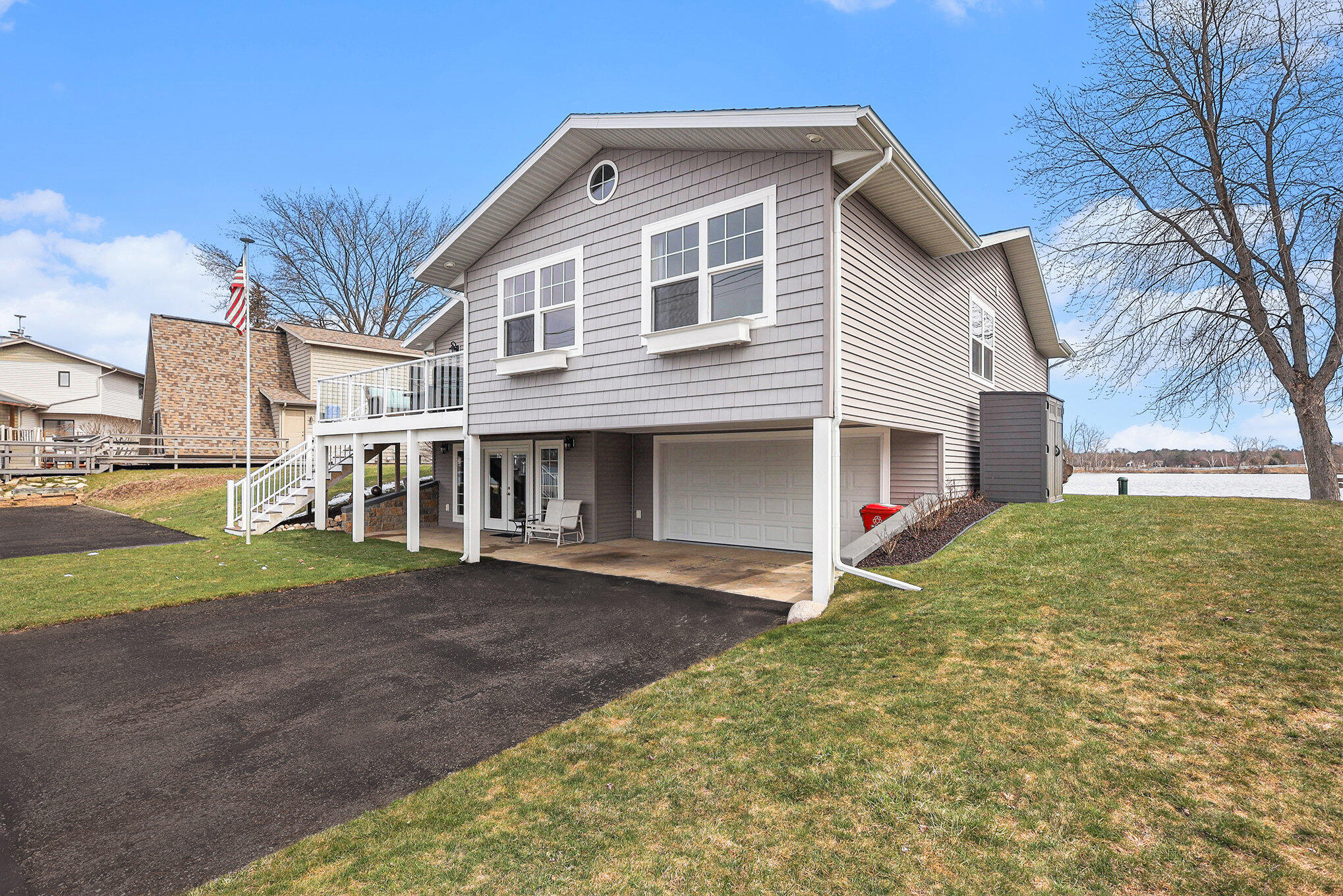 7896 Bay Meadow