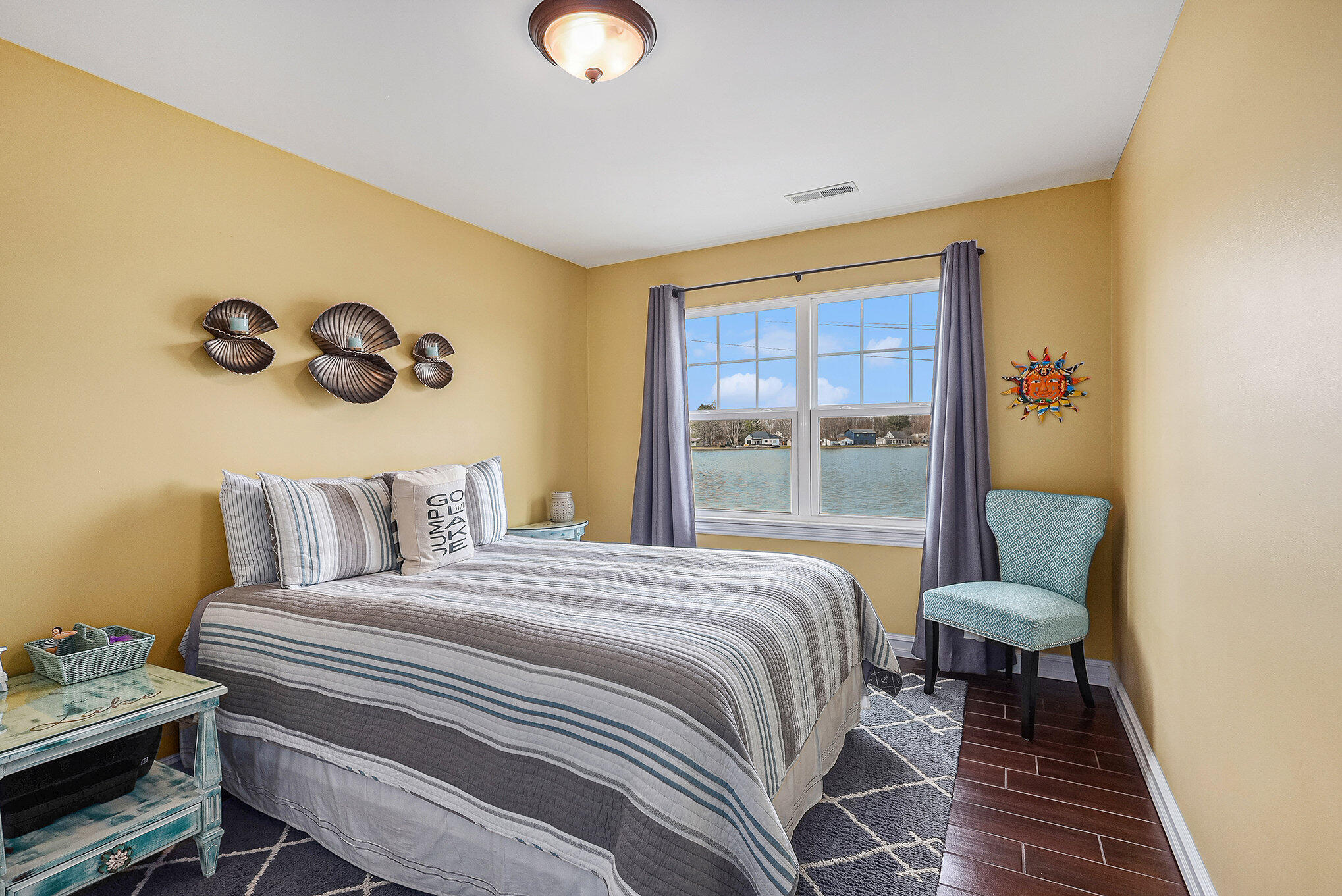 7896 Bay Meadow