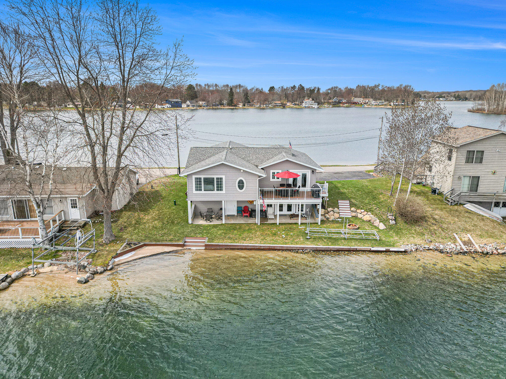 7896 Bay Meadow