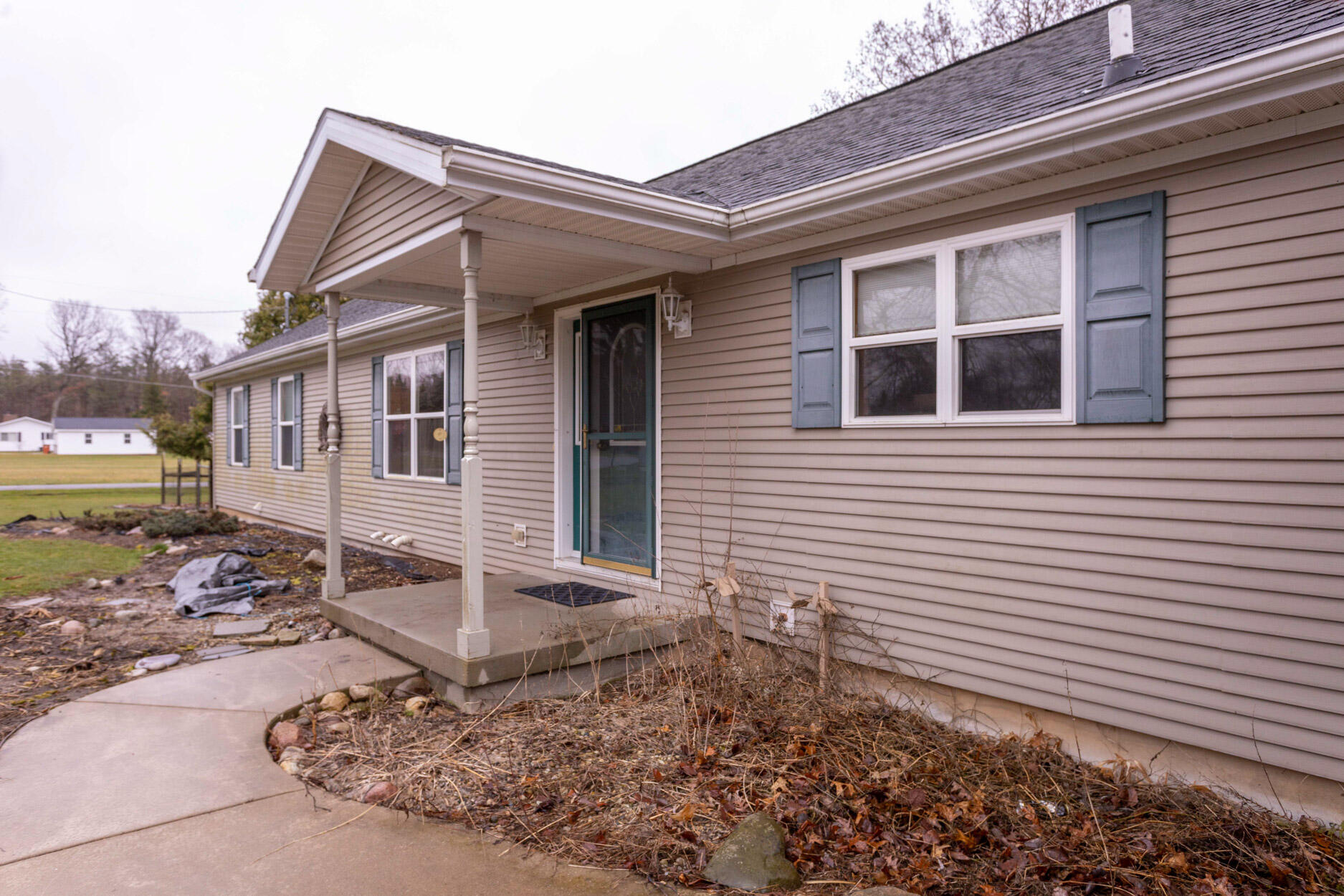 10013 W Baker Road