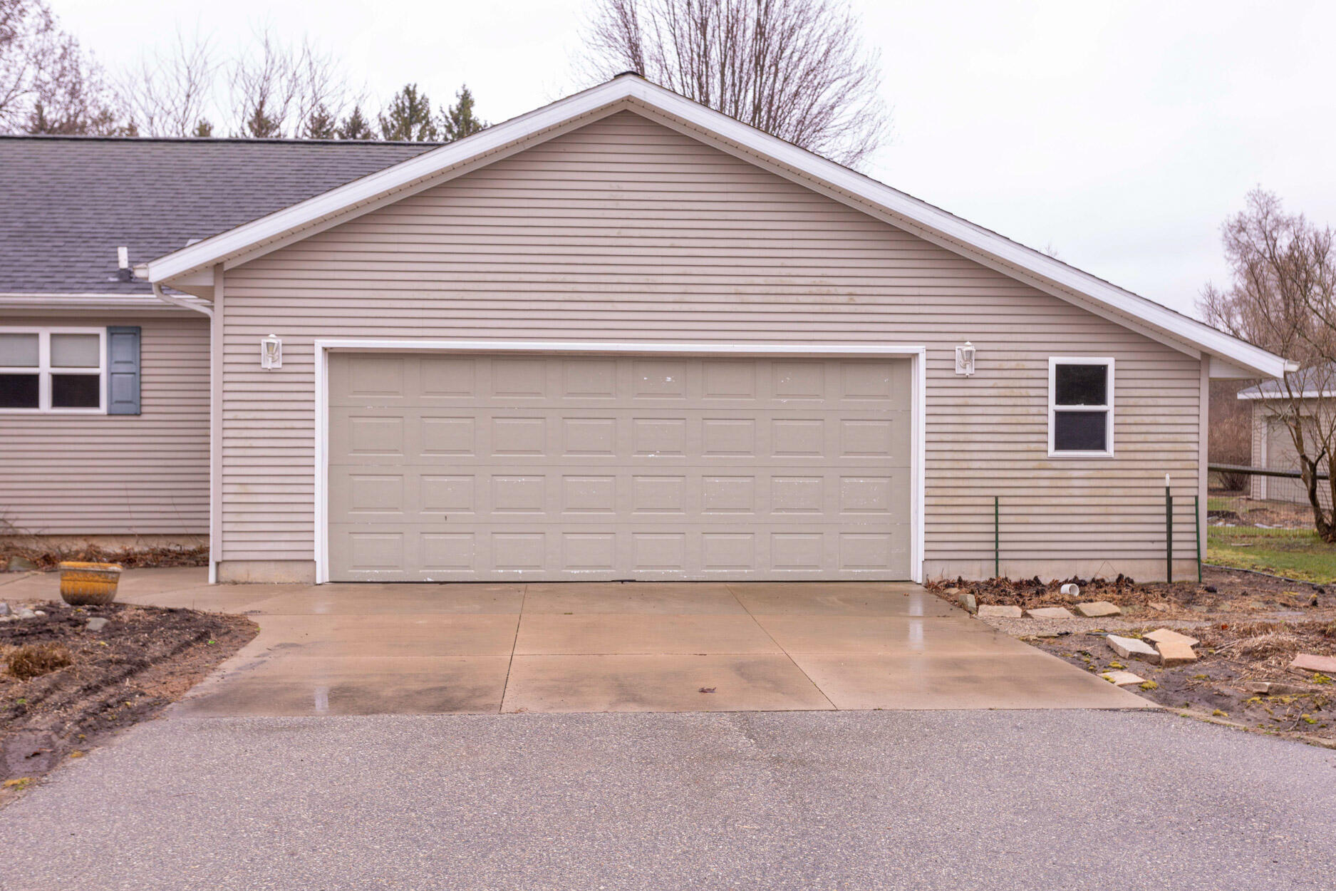 10013 W Baker Road