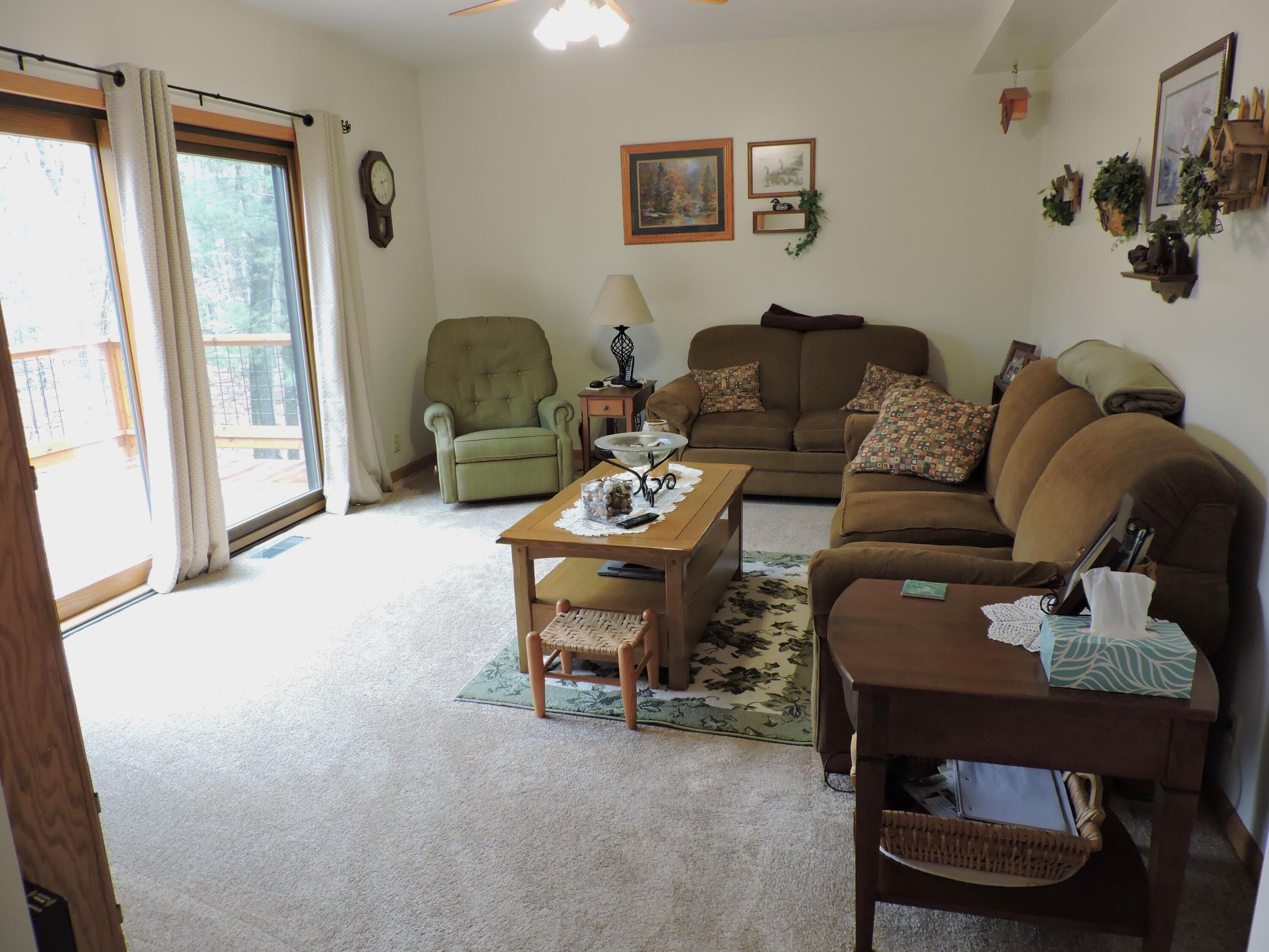 1383 E 98th Street