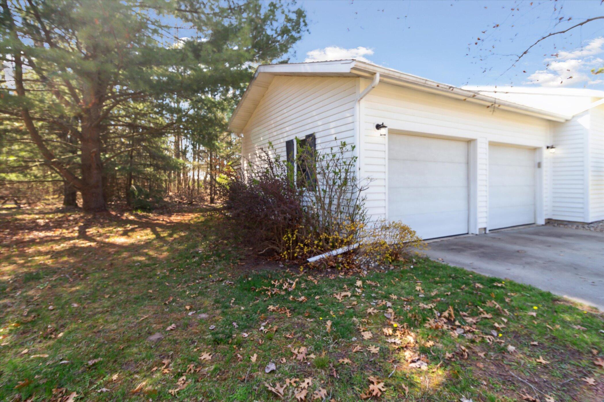 15853 Belmont Drive