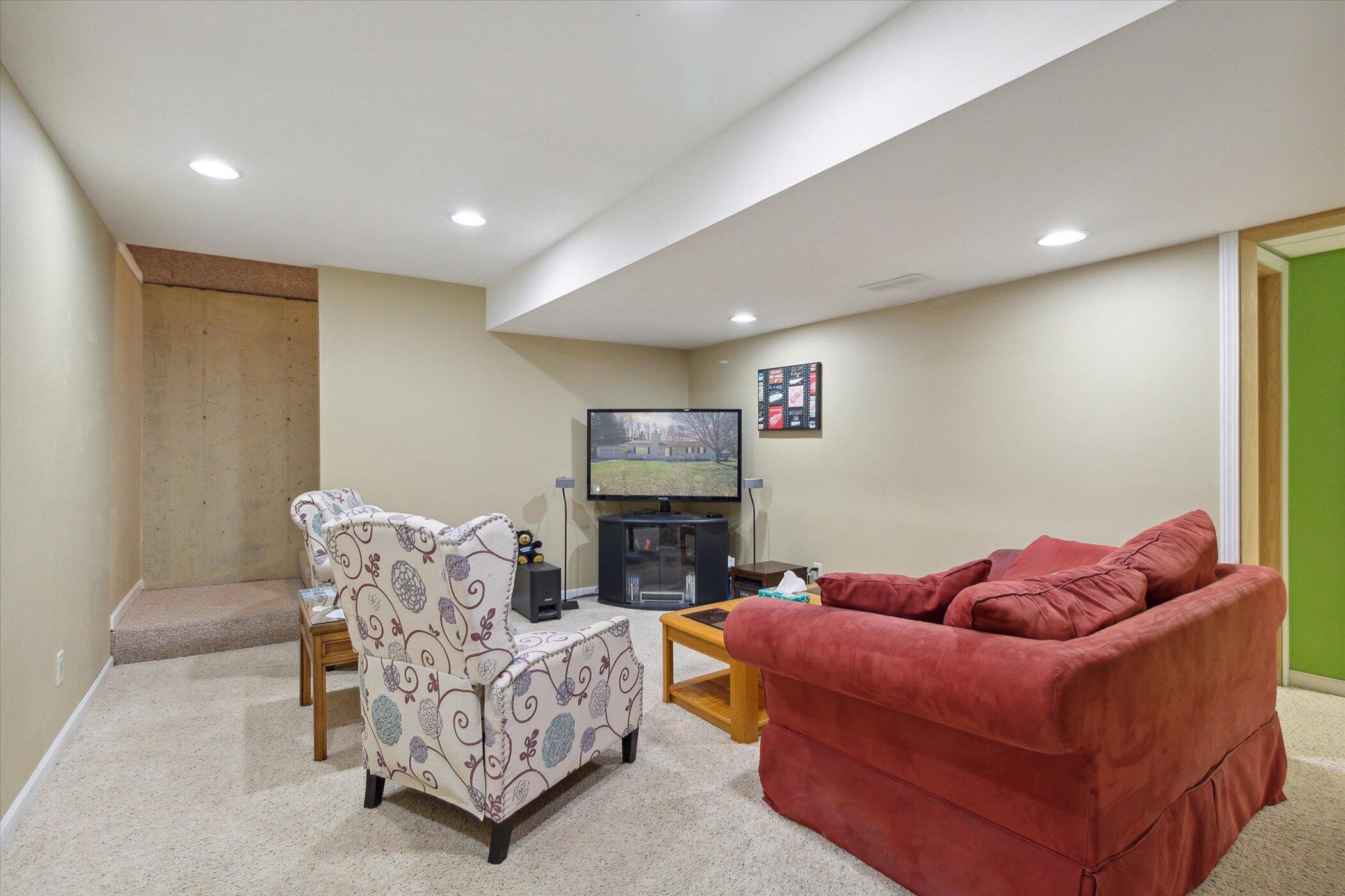 15853 Belmont Drive