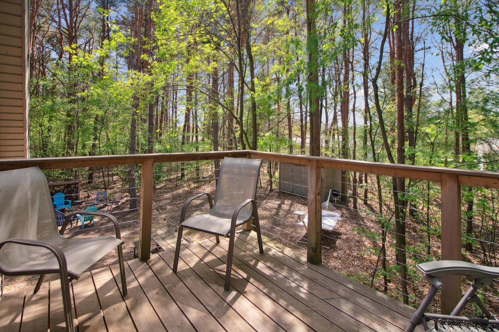 7709 Lakeview Drive