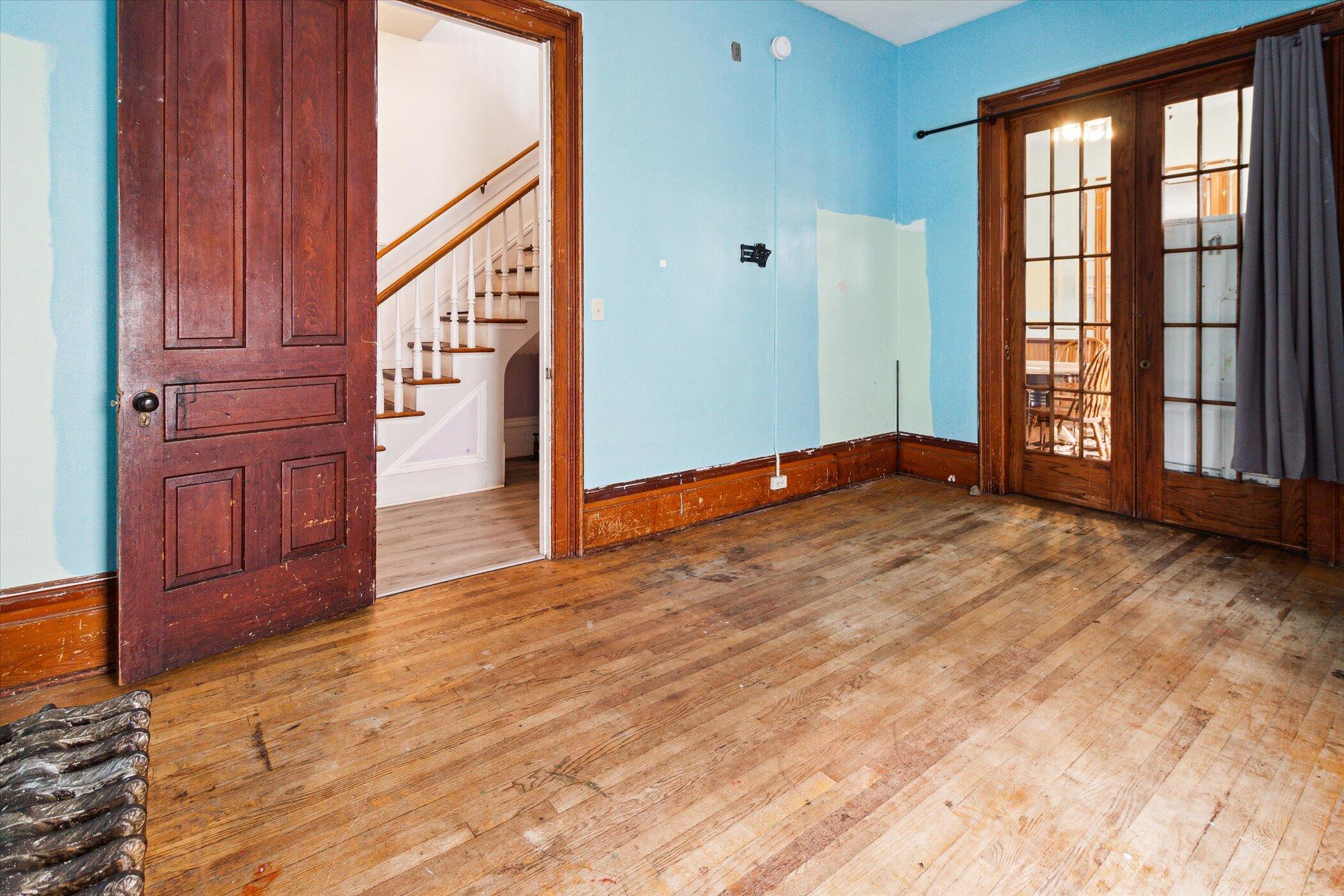 713 Osceola Avenue
