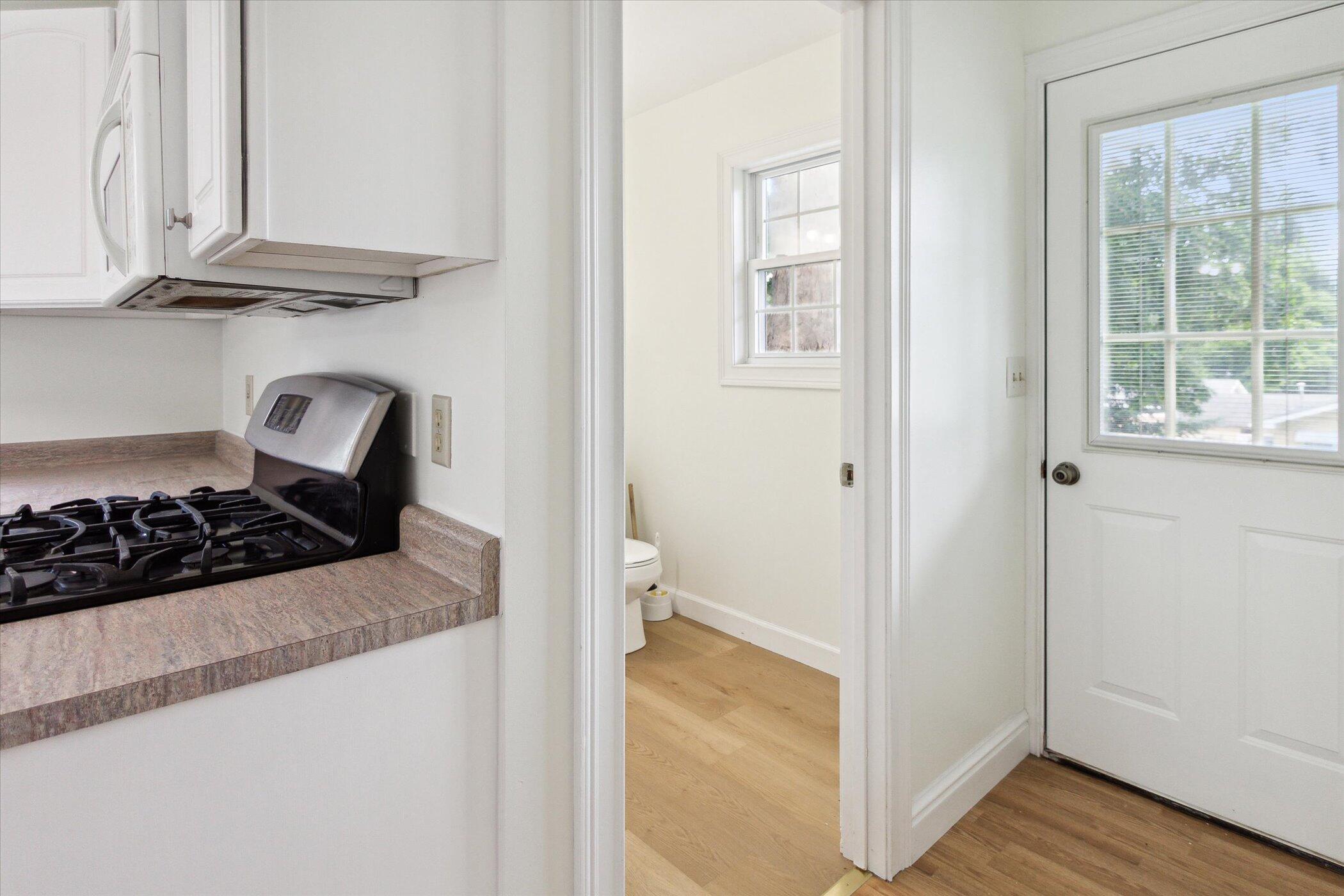 538 W Upton