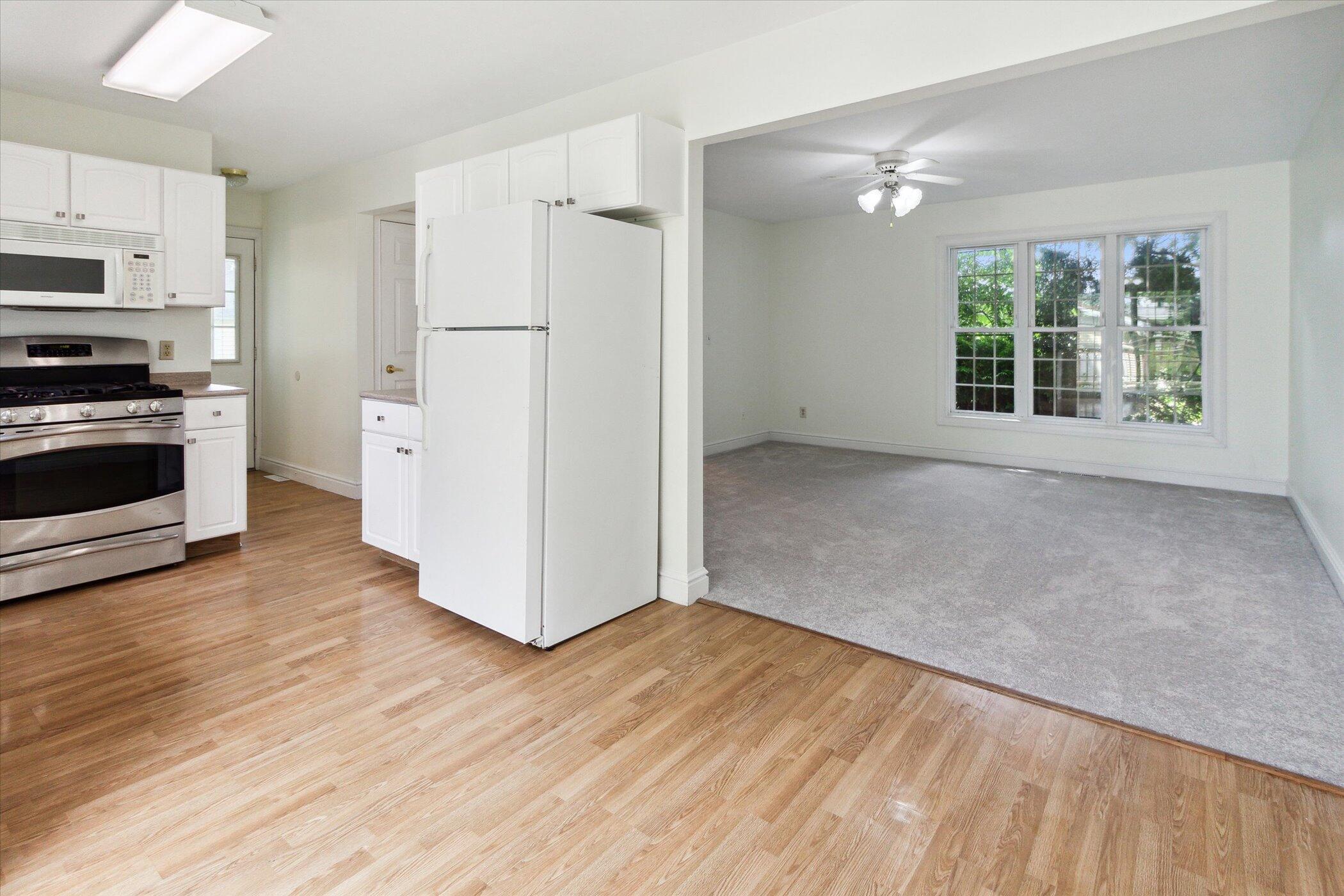 538 W Upton