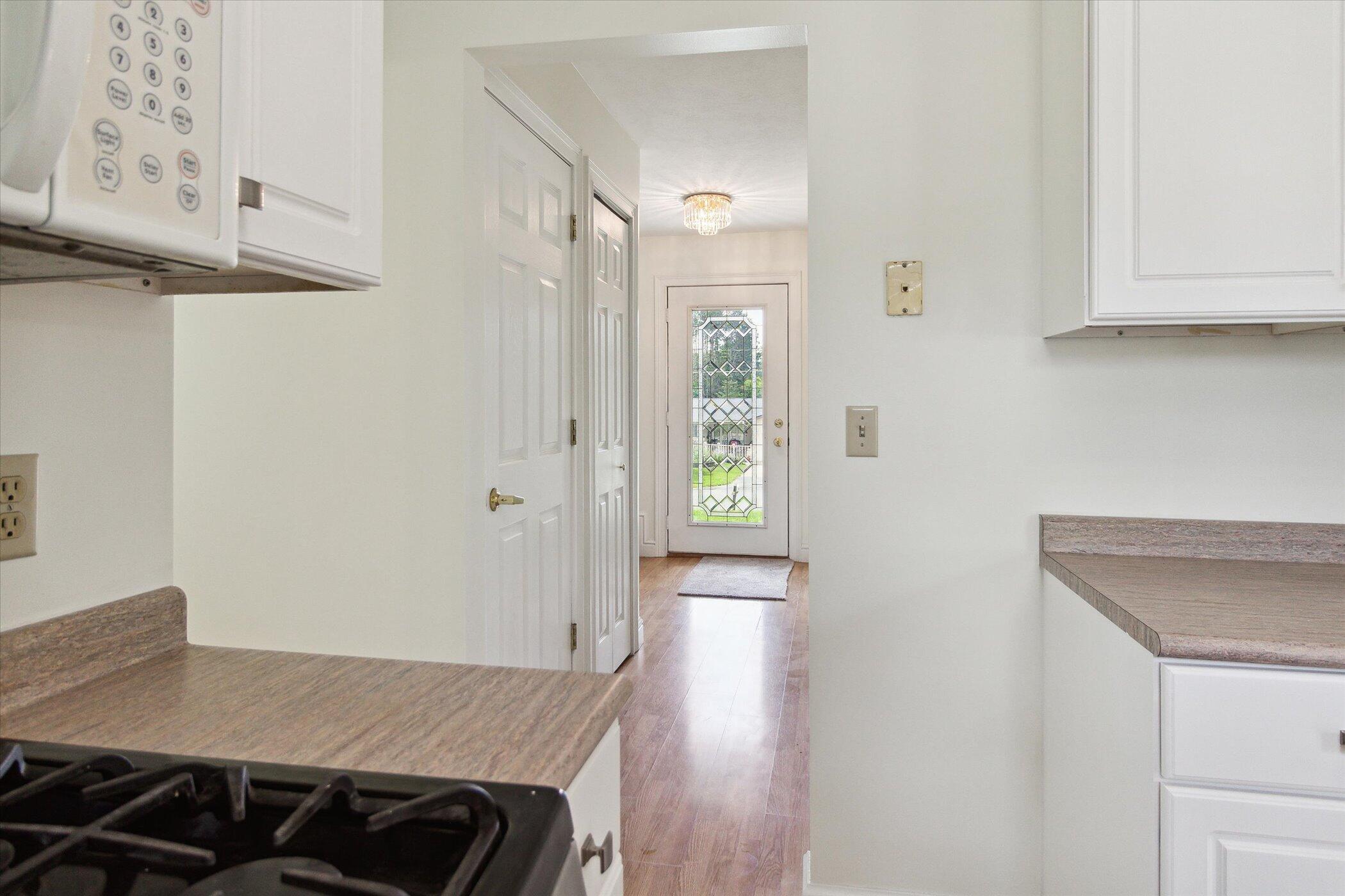 538 W Upton
