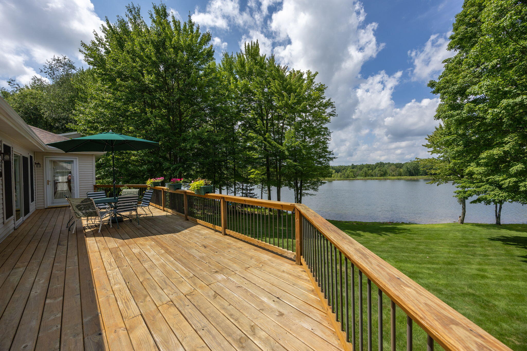9852 Fawn Lake Drive