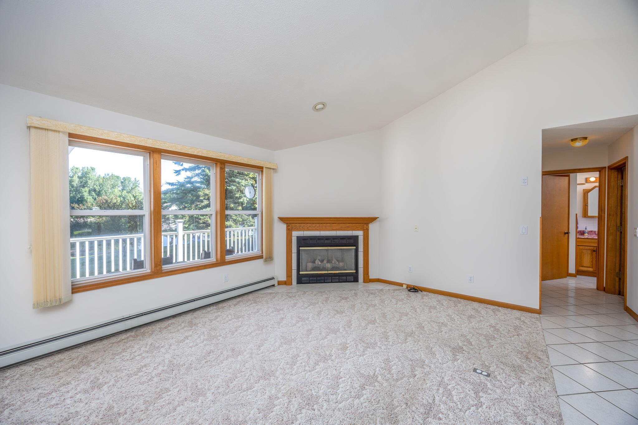 9210 Edgewater Drive