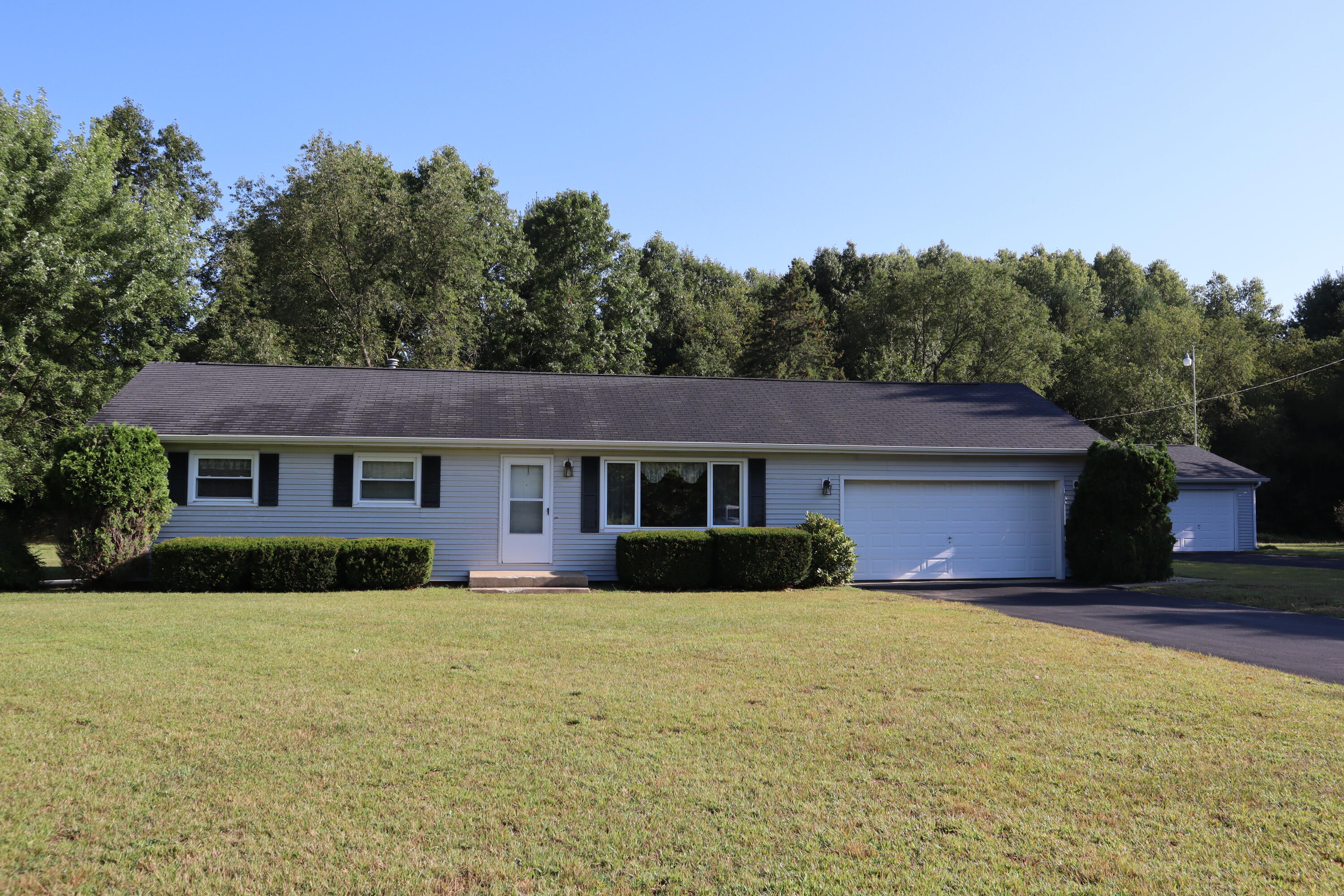 17856 8 Mile Road