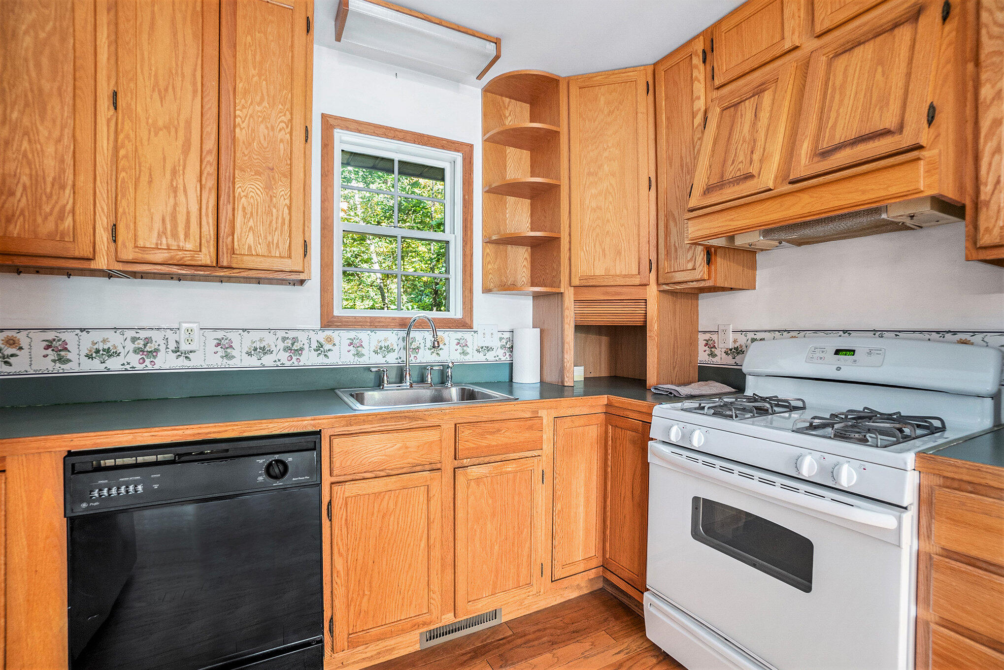6161 Fox Run Circle