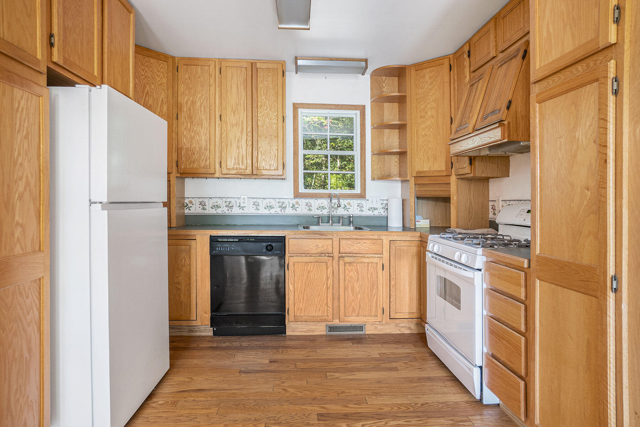 6161 Fox Run Circle