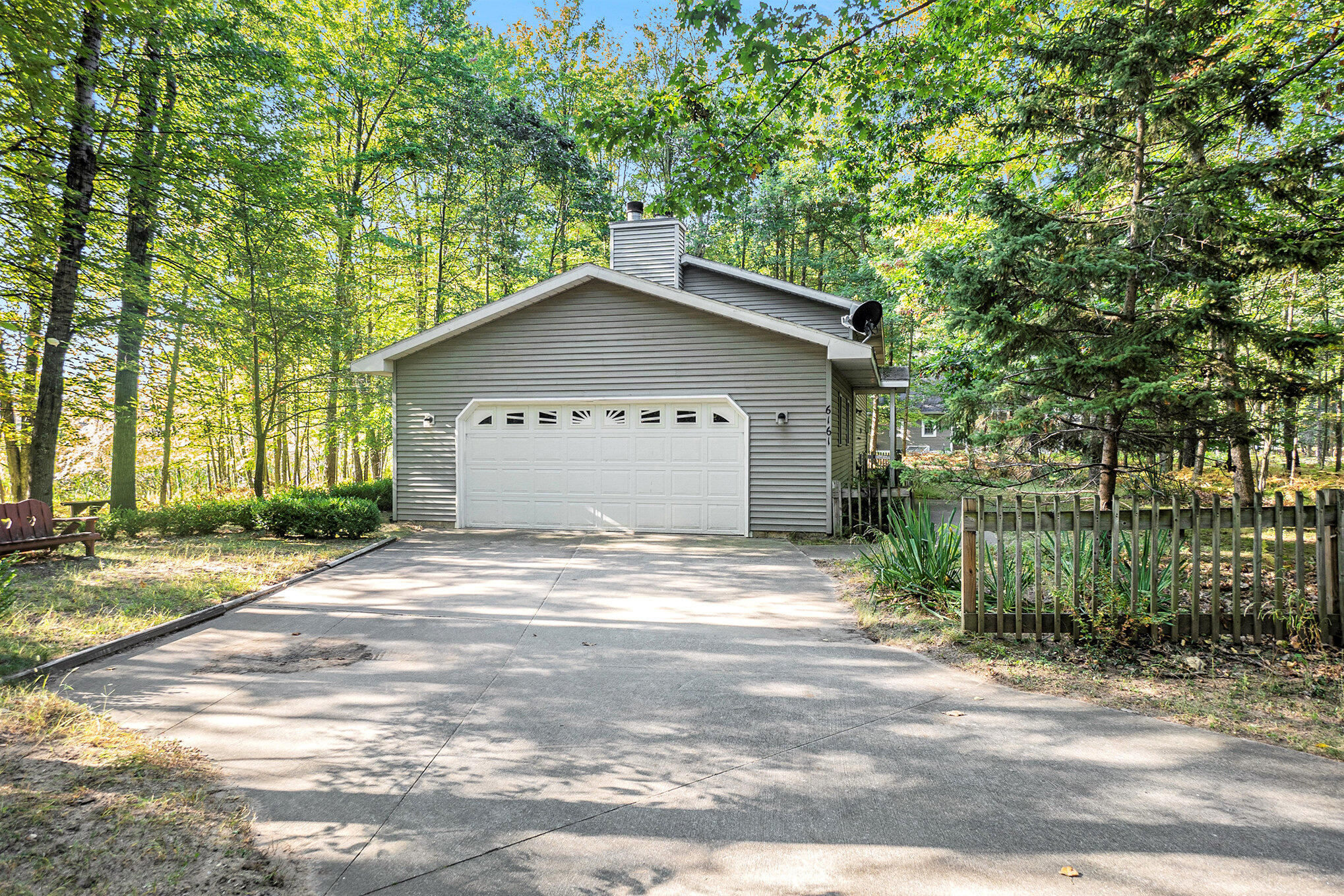 6161 Fox Run Circle
