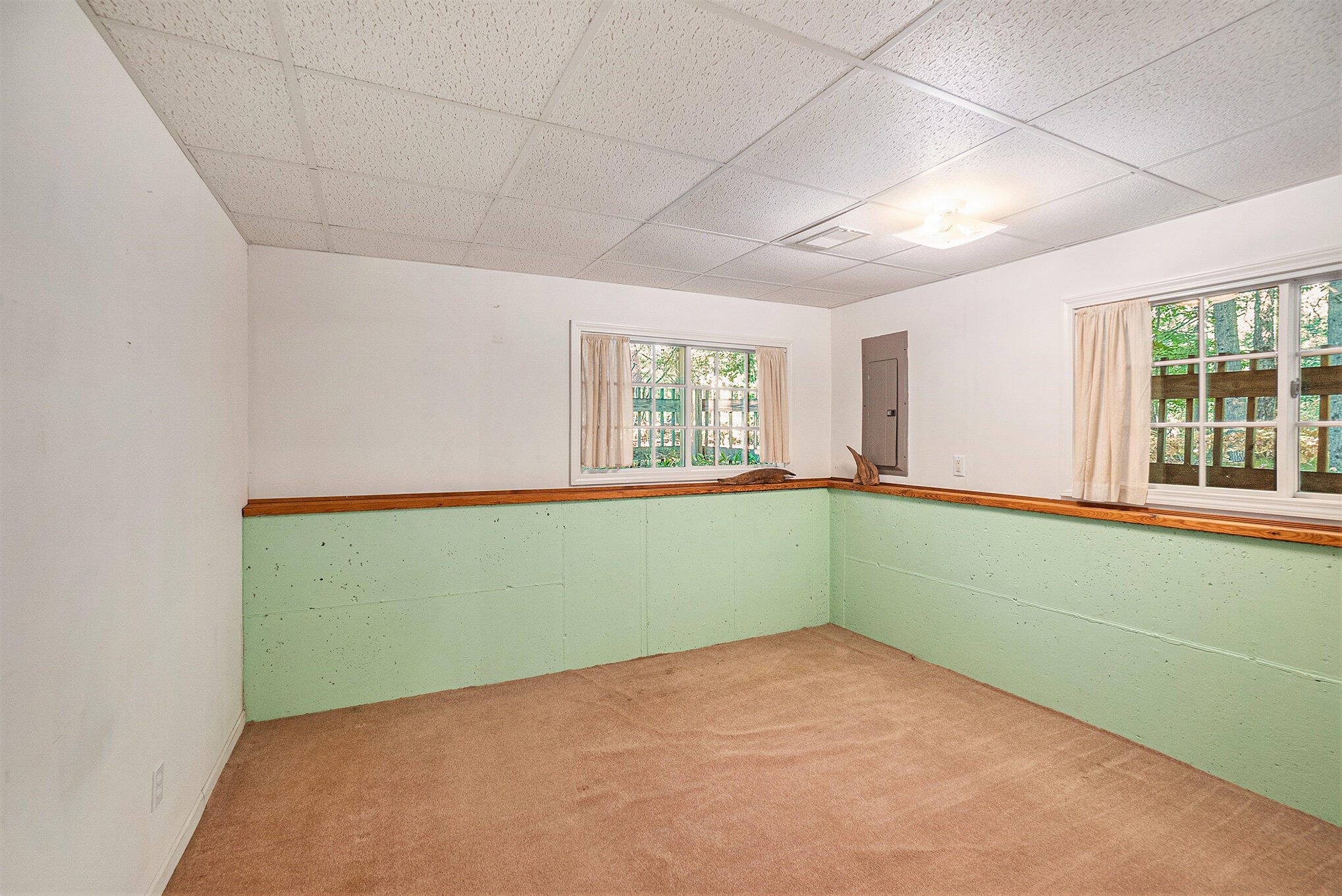 6161 Fox Run Circle
