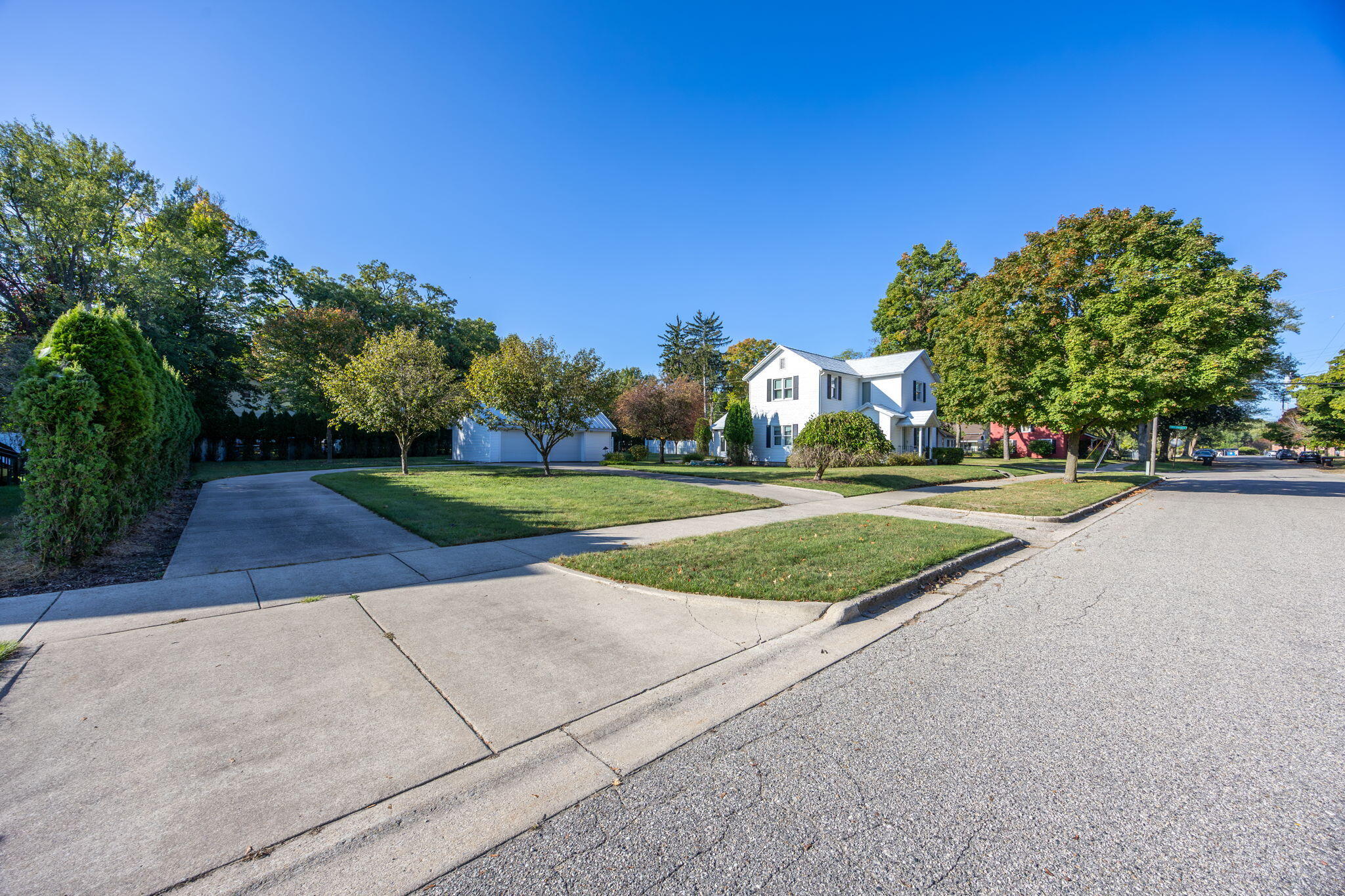 425 Sanborn Avenue