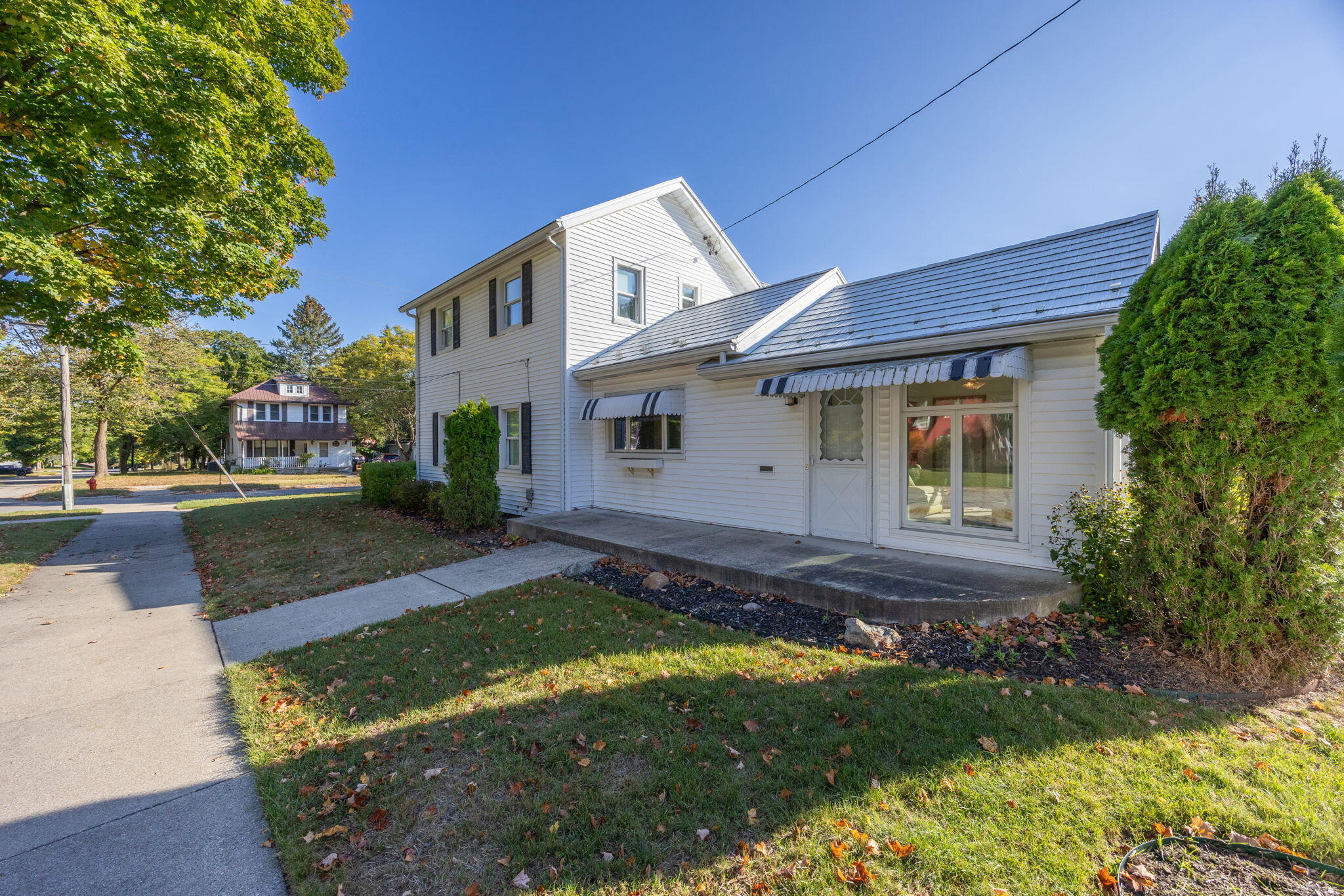 425 Sanborn Avenue