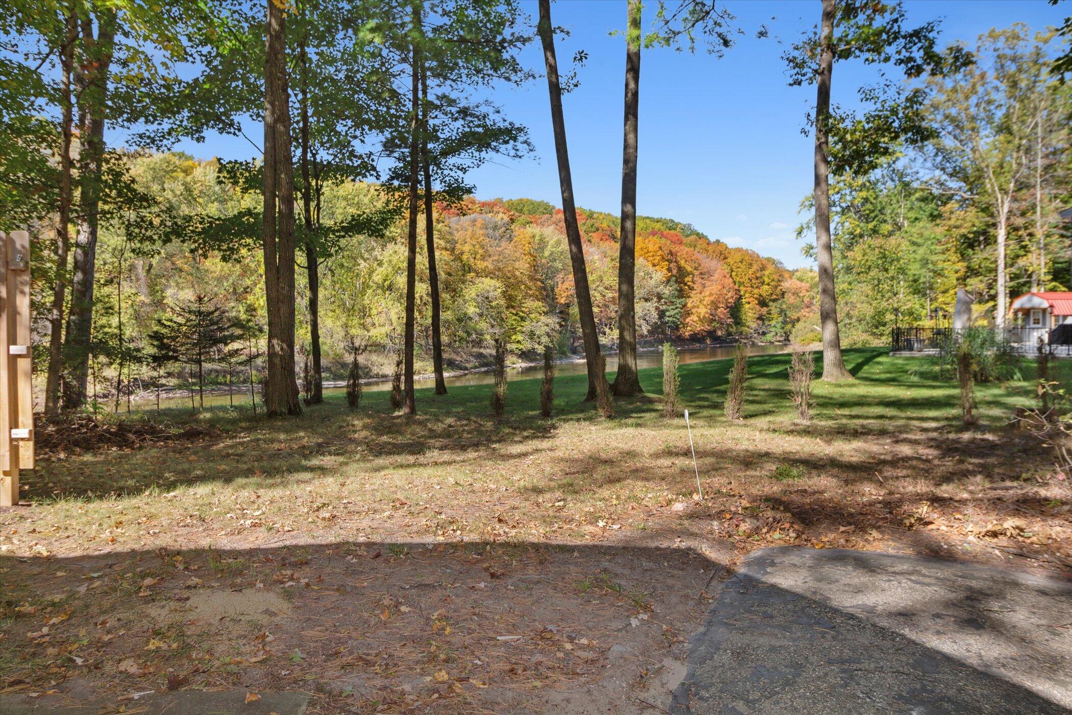 14605 Tomahawk Lane