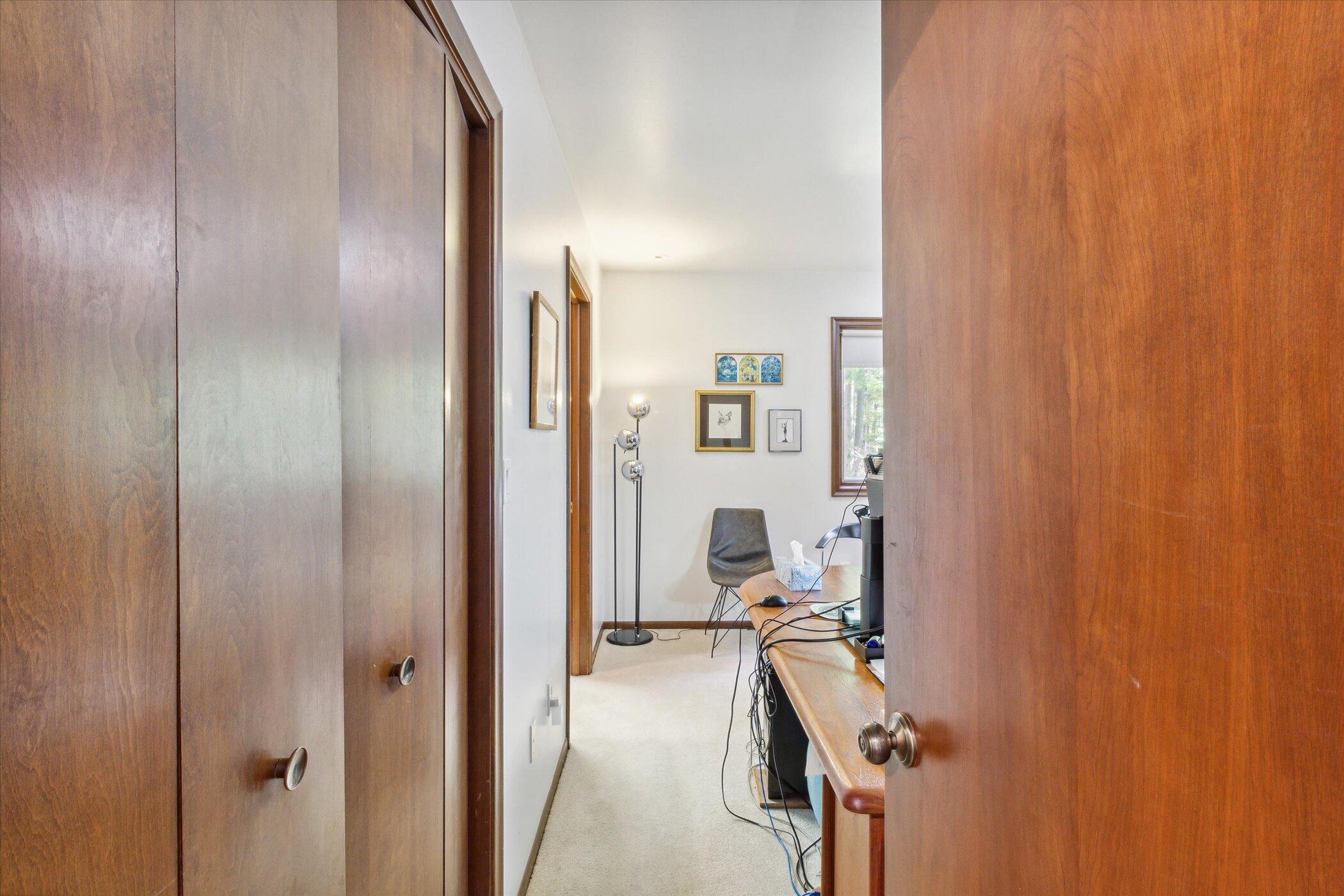 14605 Tomahawk Lane