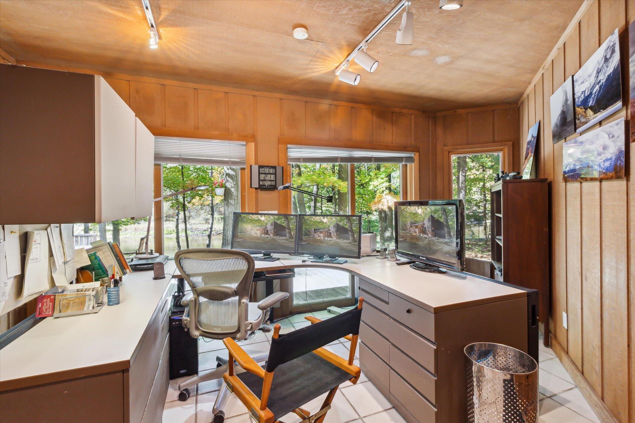 14605 Tomahawk Lane