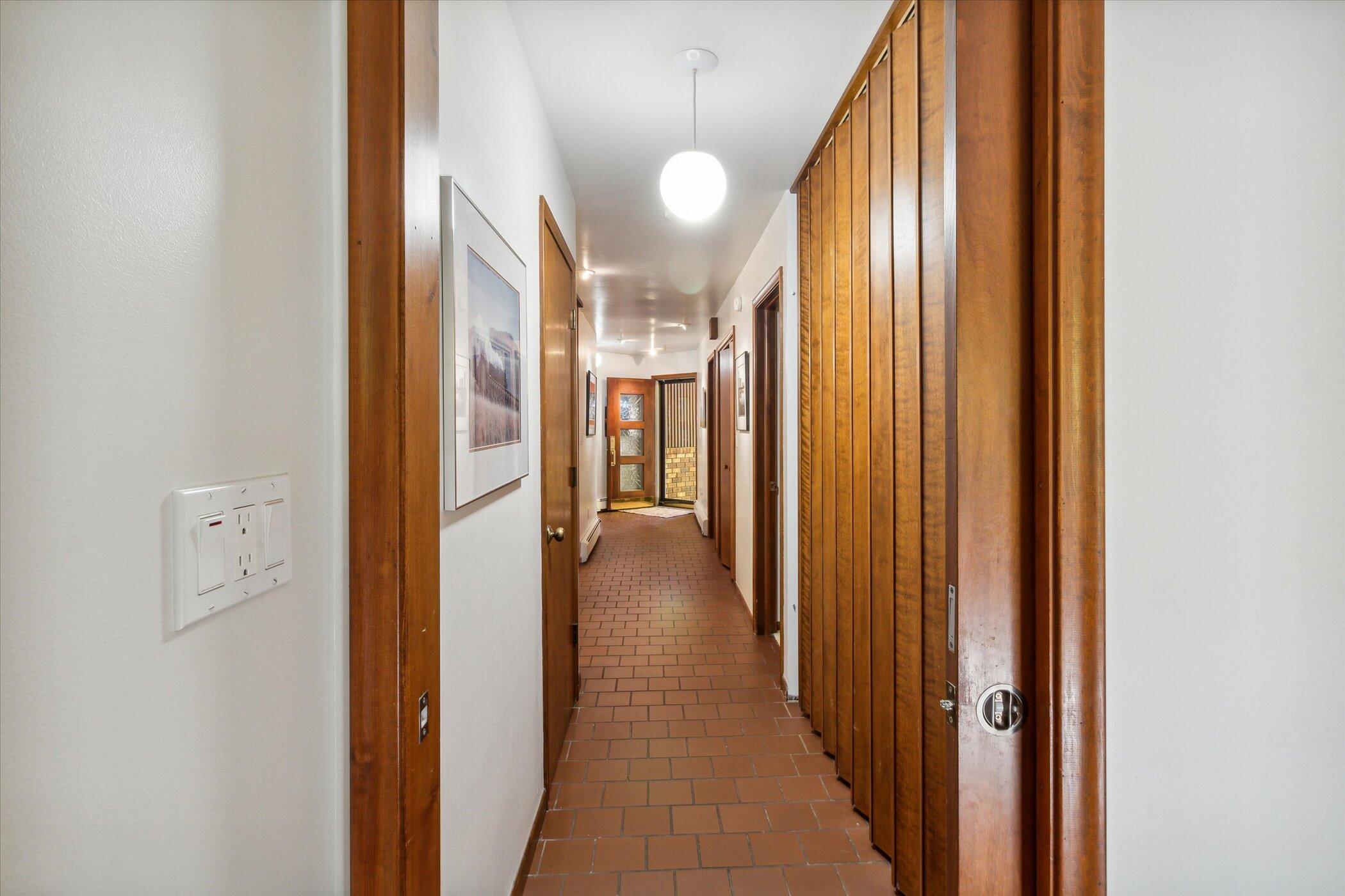 14605 Tomahawk Lane