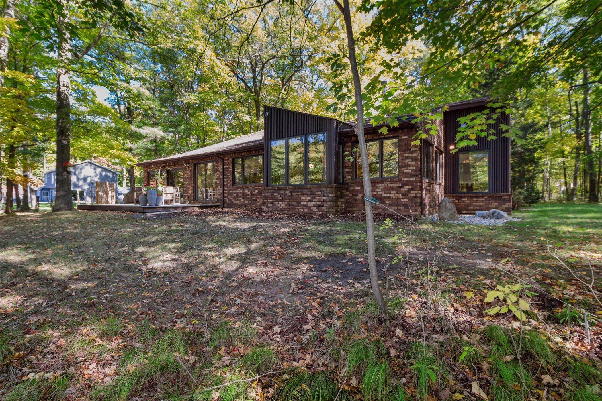 14605 Tomahawk Lane