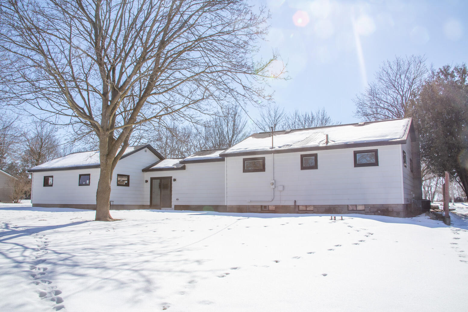 1035 E Main Street