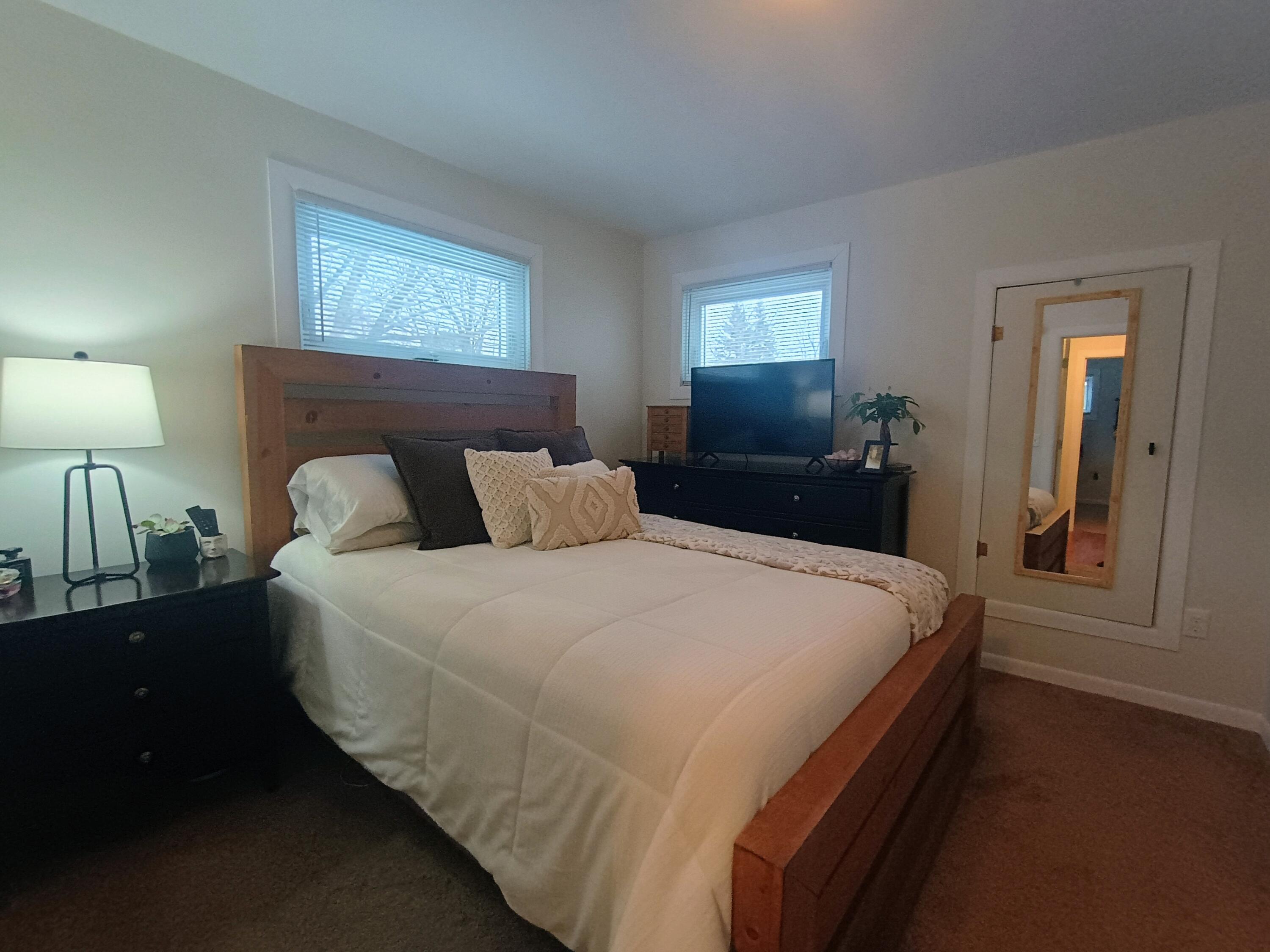 1035 E Main Street