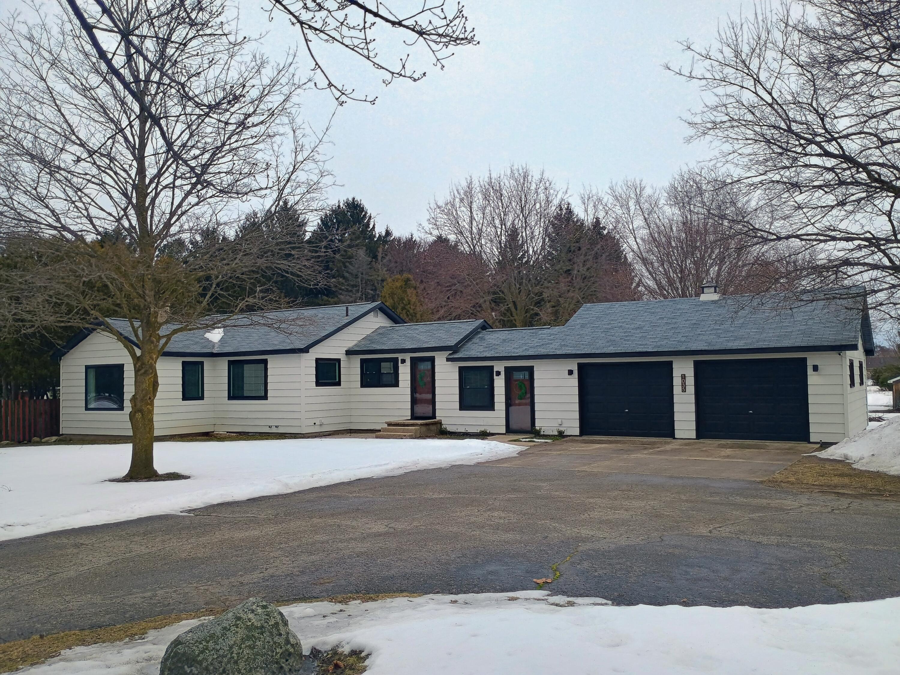 1035 E Main Street