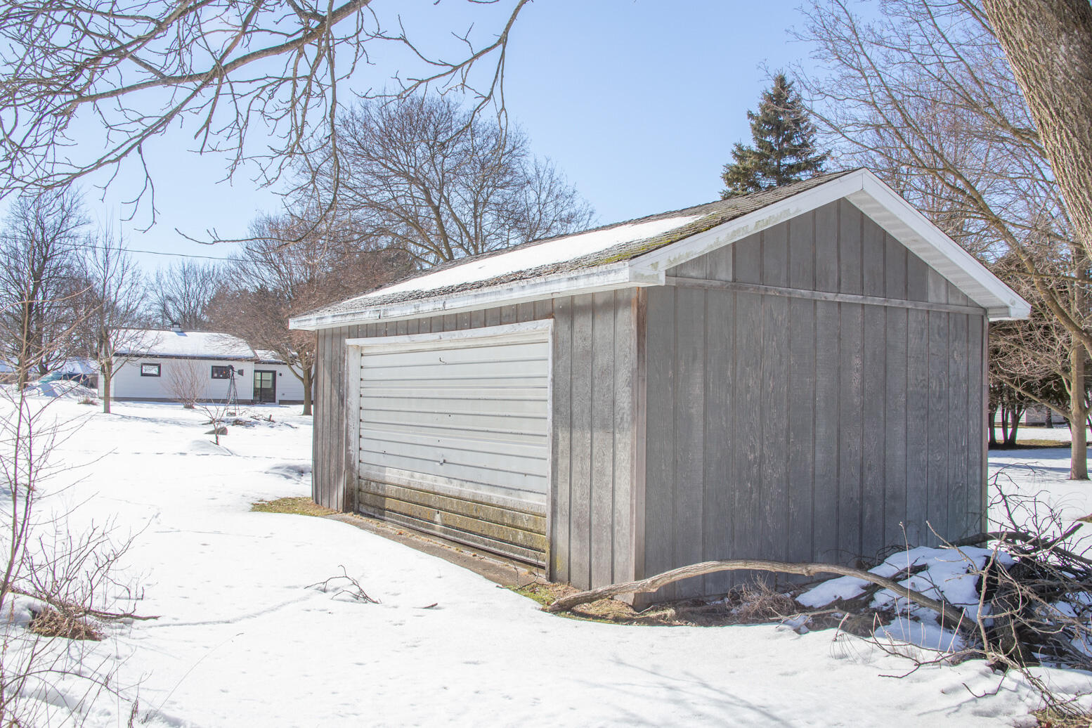 1035 E Main Street