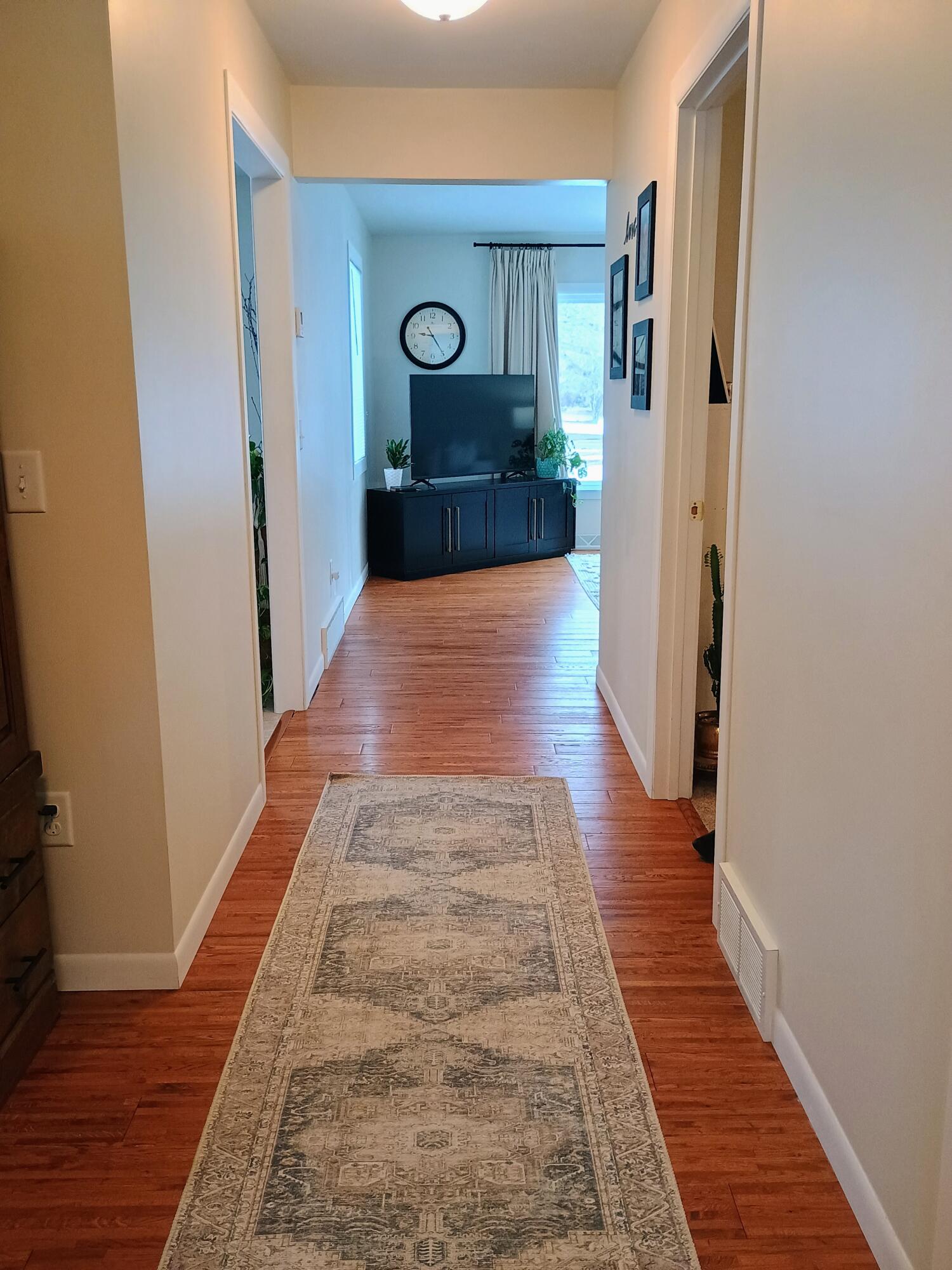 1035 E Main Street