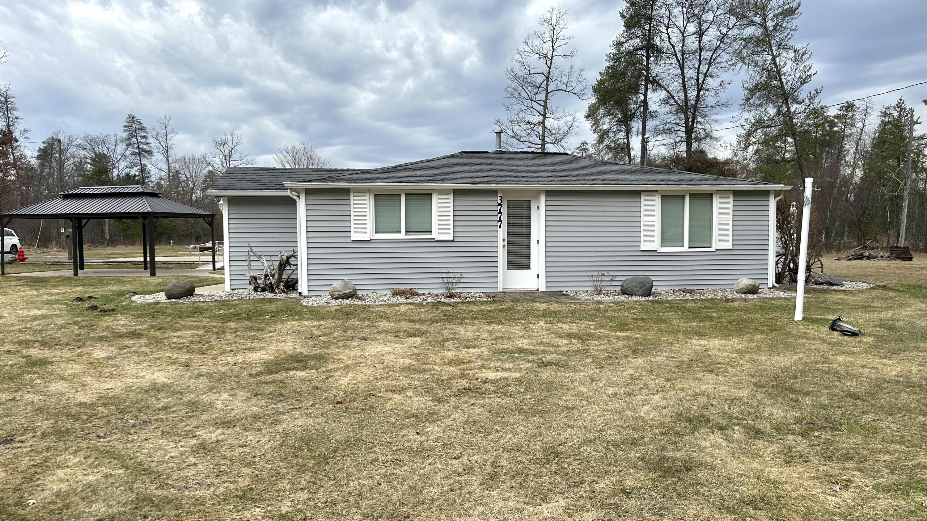 3777 N Peacock Trail